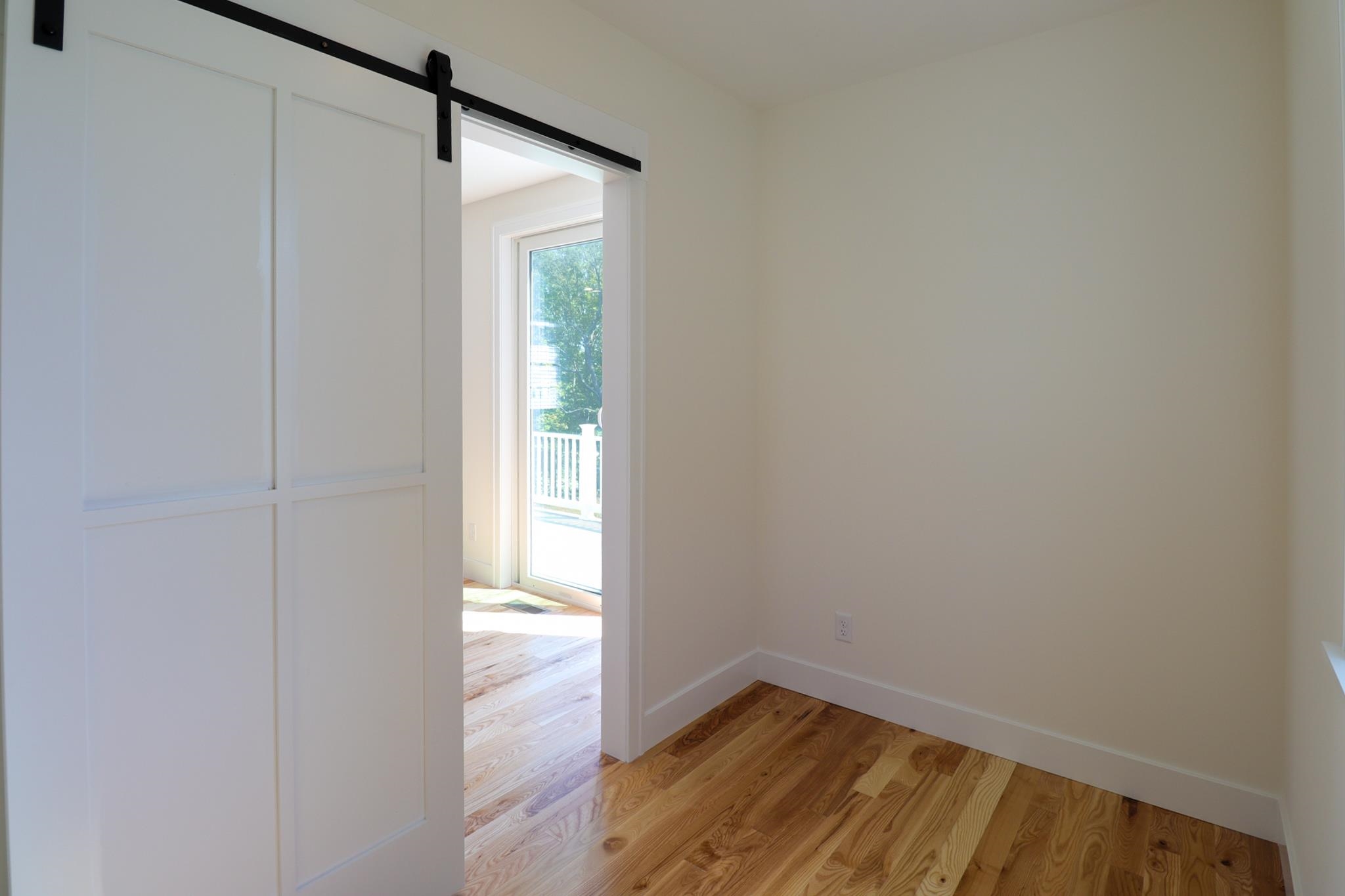 31 Eden Lane Property Photo 16