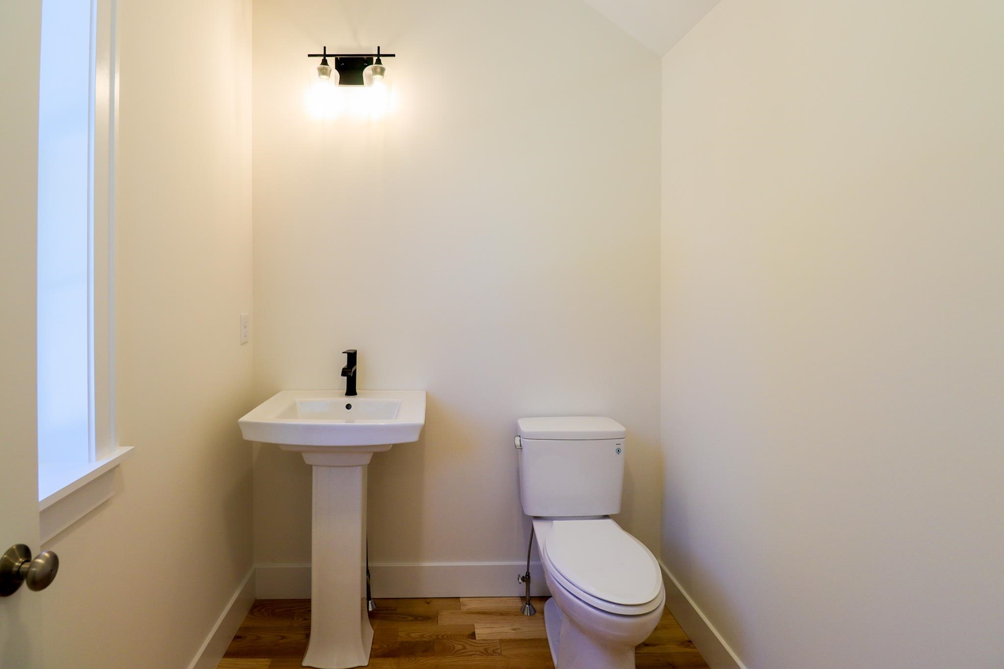 31 Eden Lane Property Photo 18