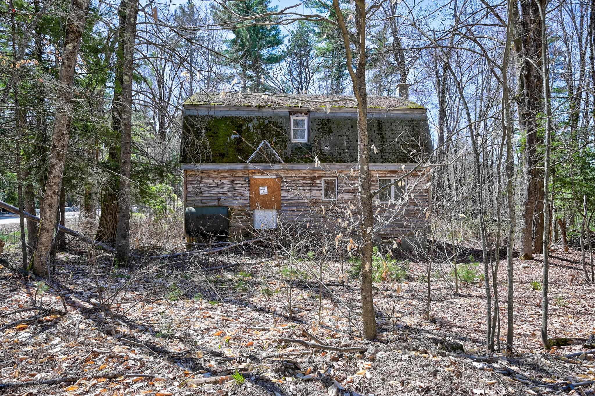 274 Thompson Road Property Photo 3