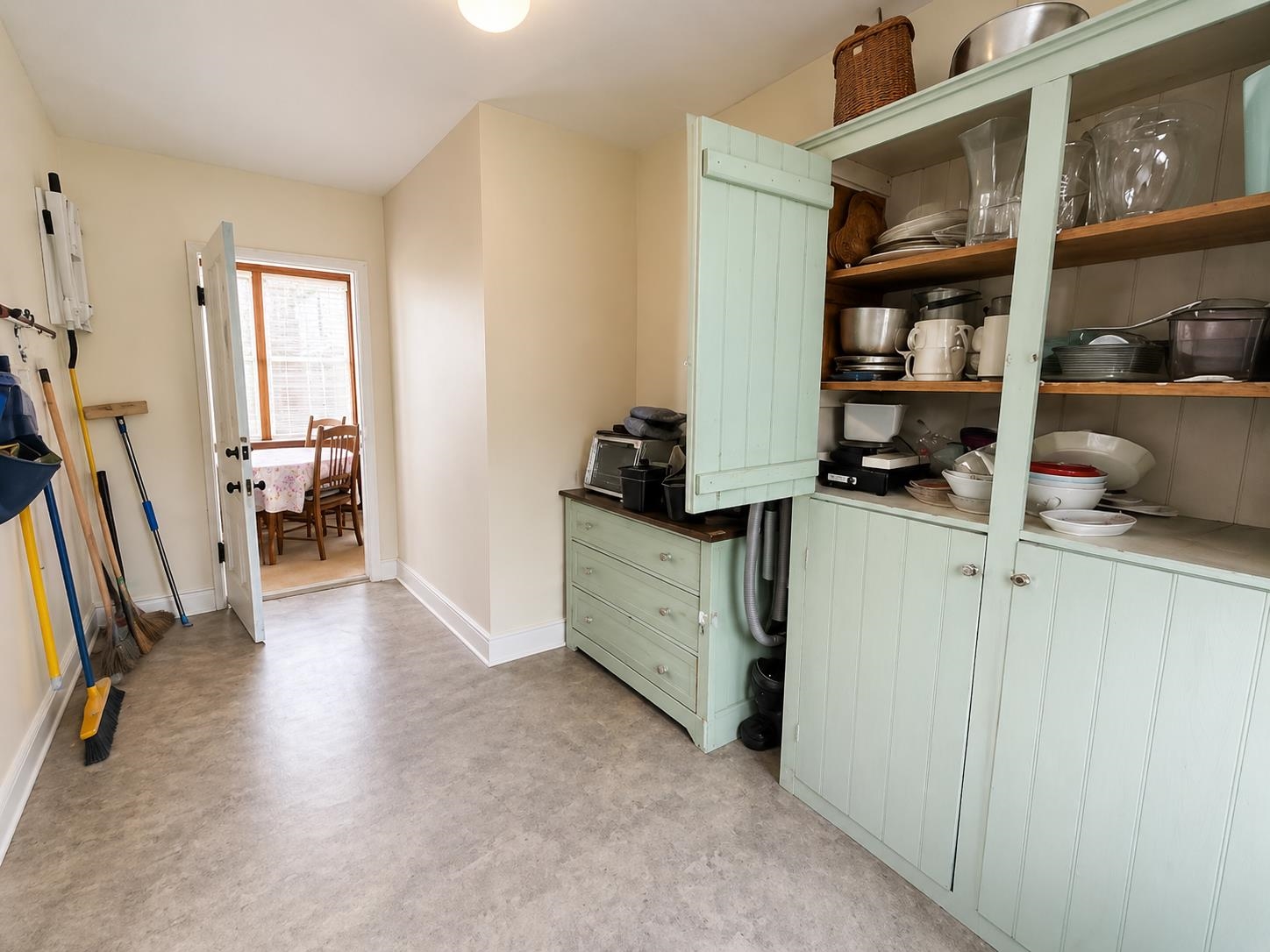 9 Mcfarland Street Property Photo 8