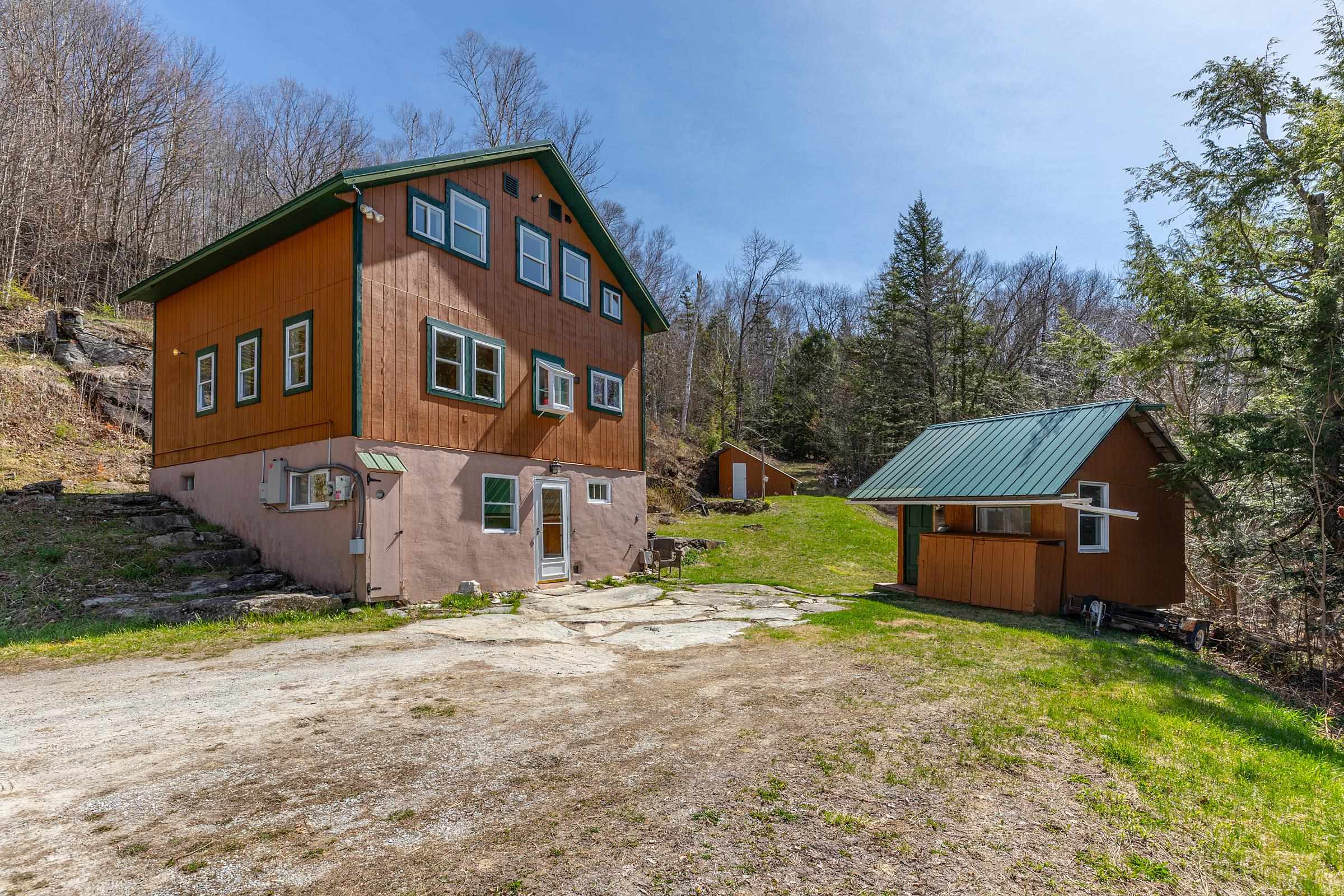 769 Straight Road Property Photo 4