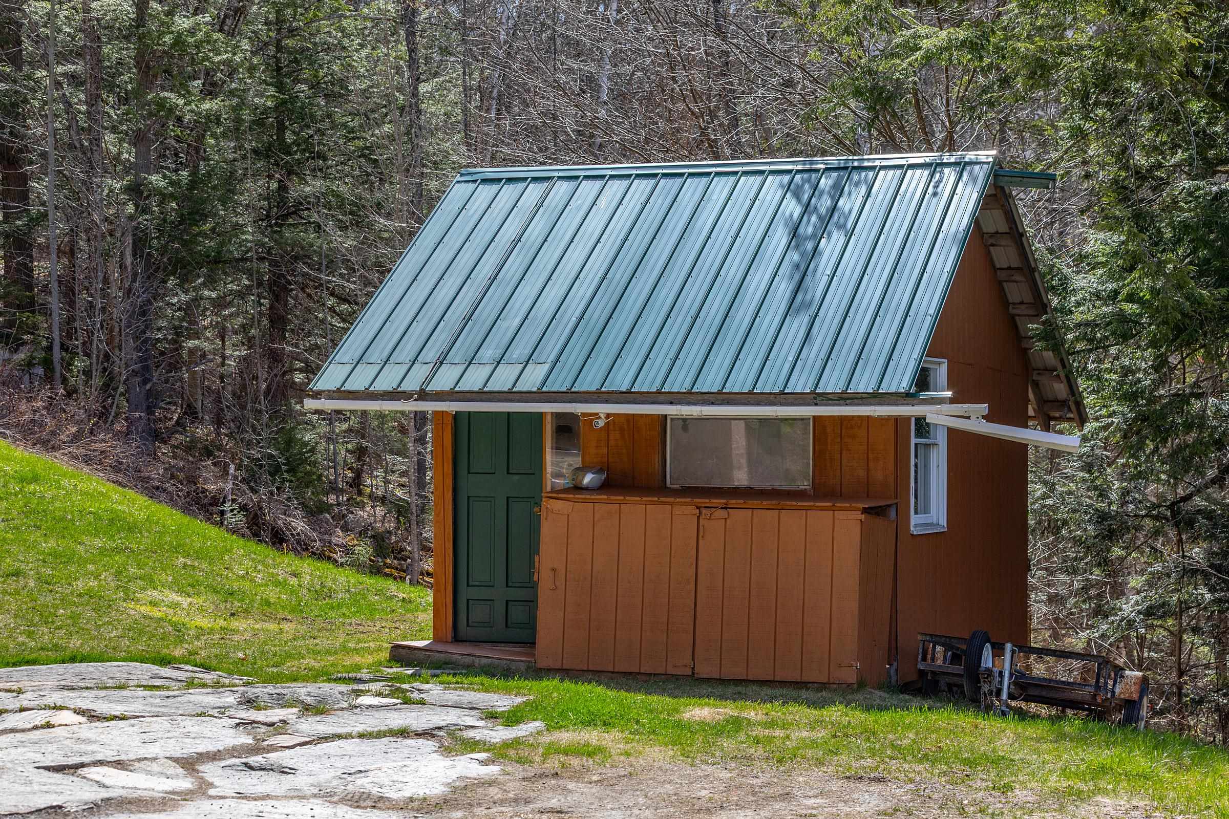 769 Straight Road Property Photo 7