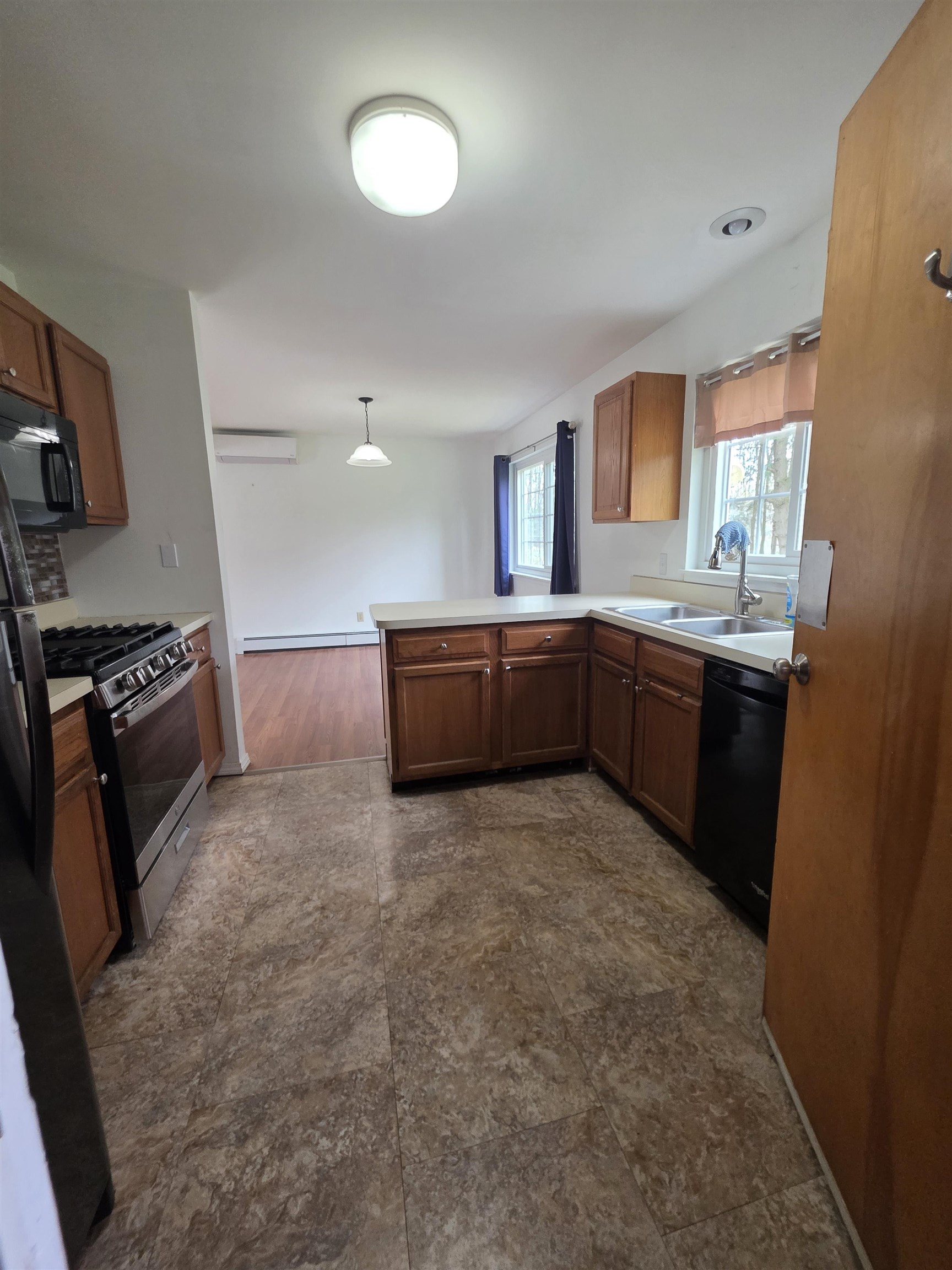 48c Starbird Road Property Photo 39