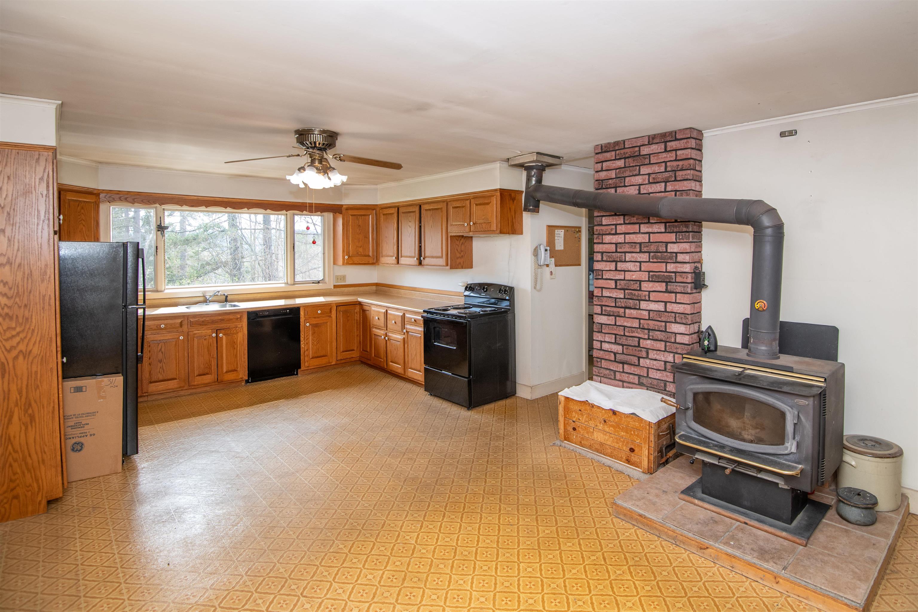 341 Tremont Street Property Photo 7