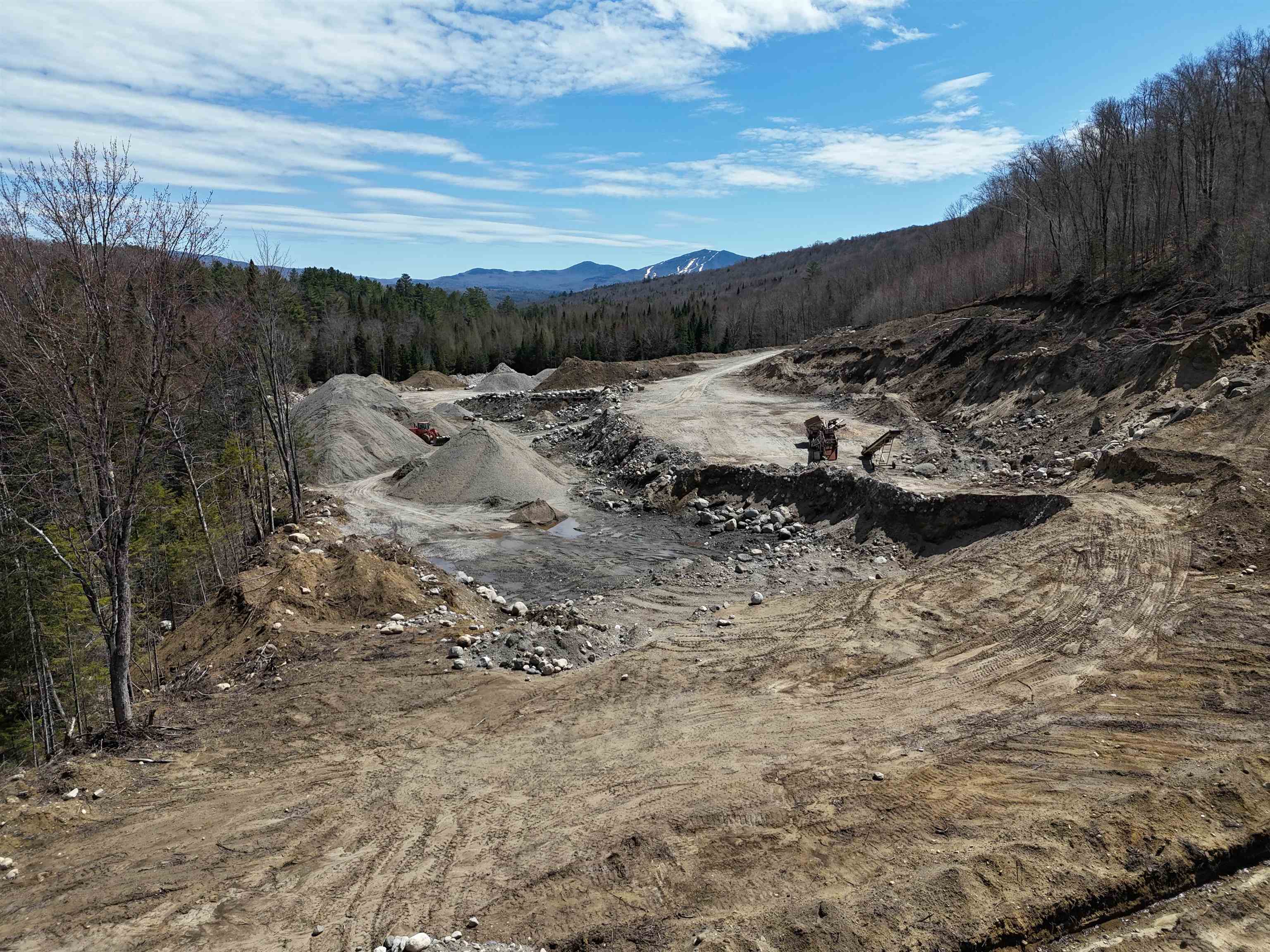 939 U.s. Route 5 Property Photo 10