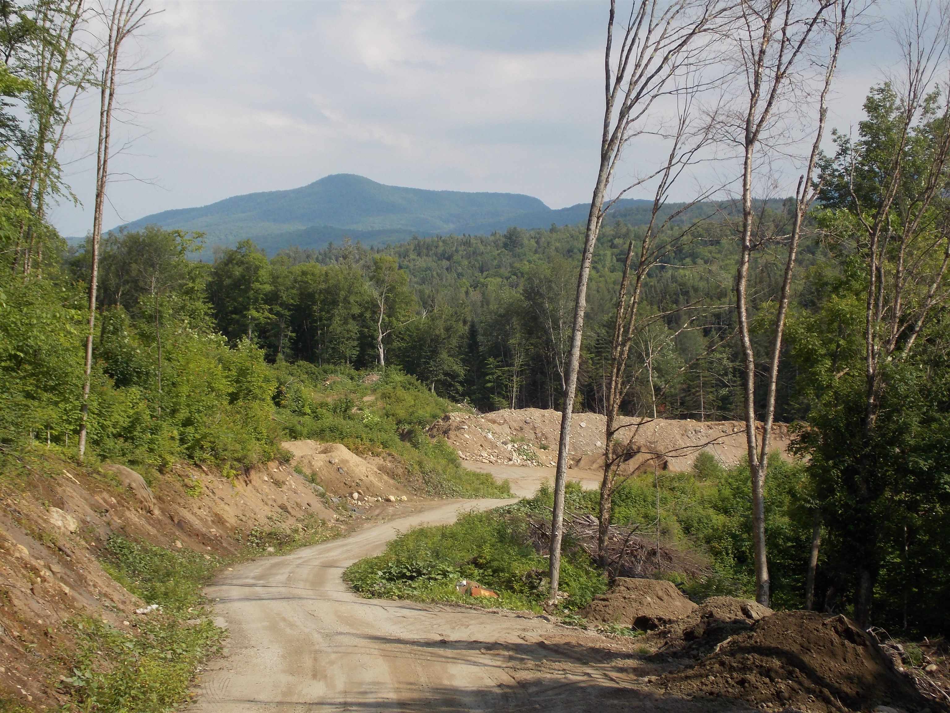 939 U.s. Route 5 Property Photo 23