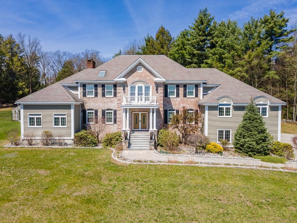 101 Highland Circle Property Photo 1