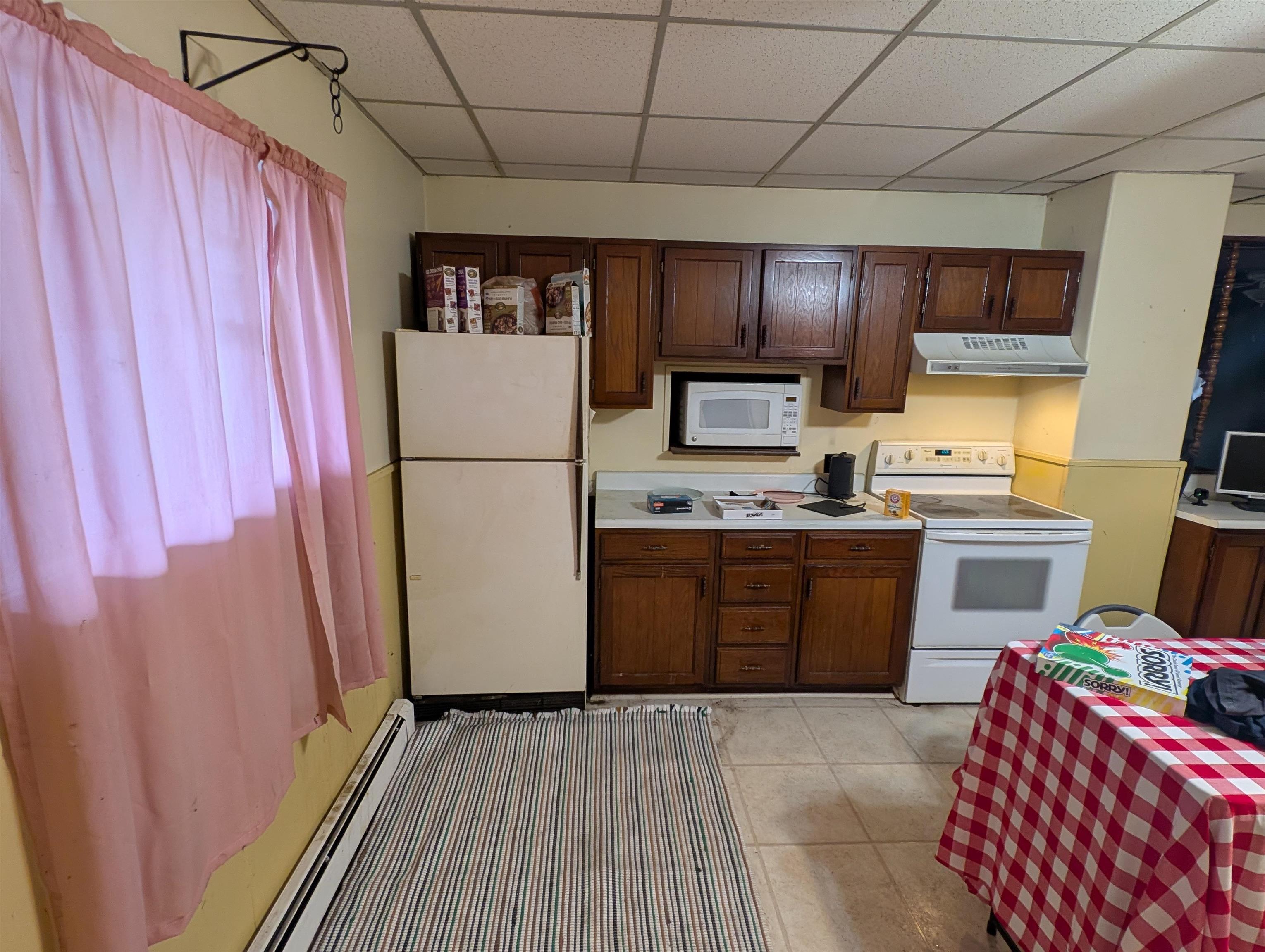 457 Hillsboro Street Property Photo 7