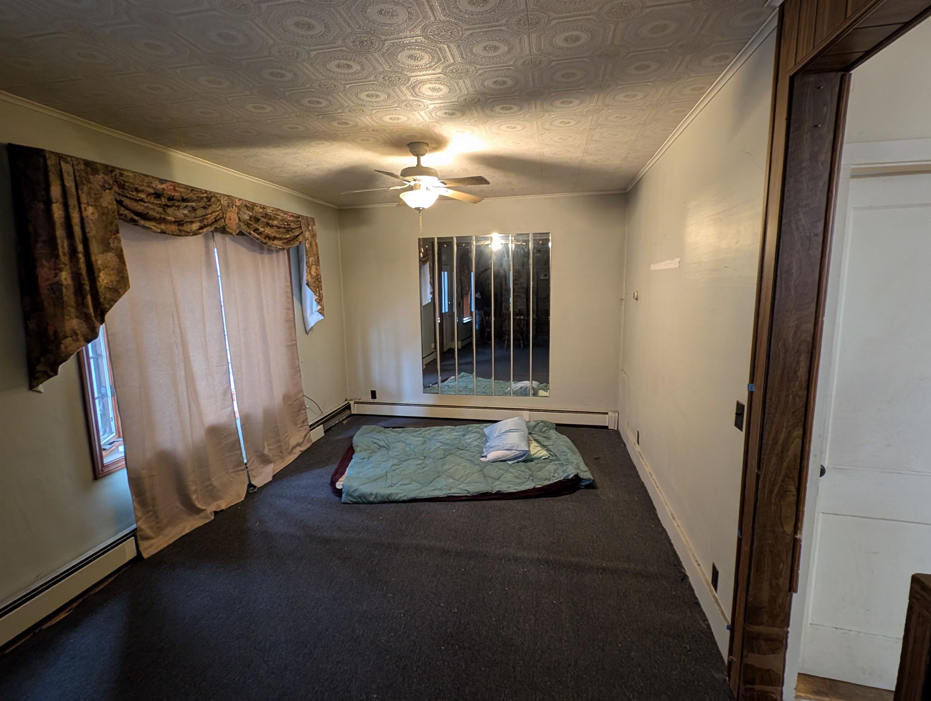 457 Hillsboro Street Property Photo 14