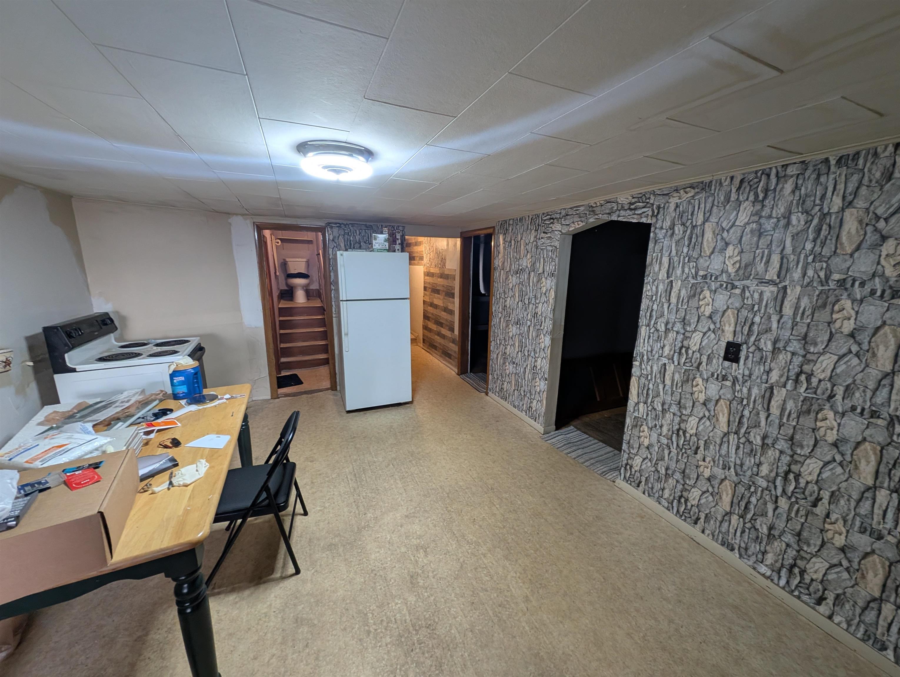 457 Hillsboro Street Property Photo 18