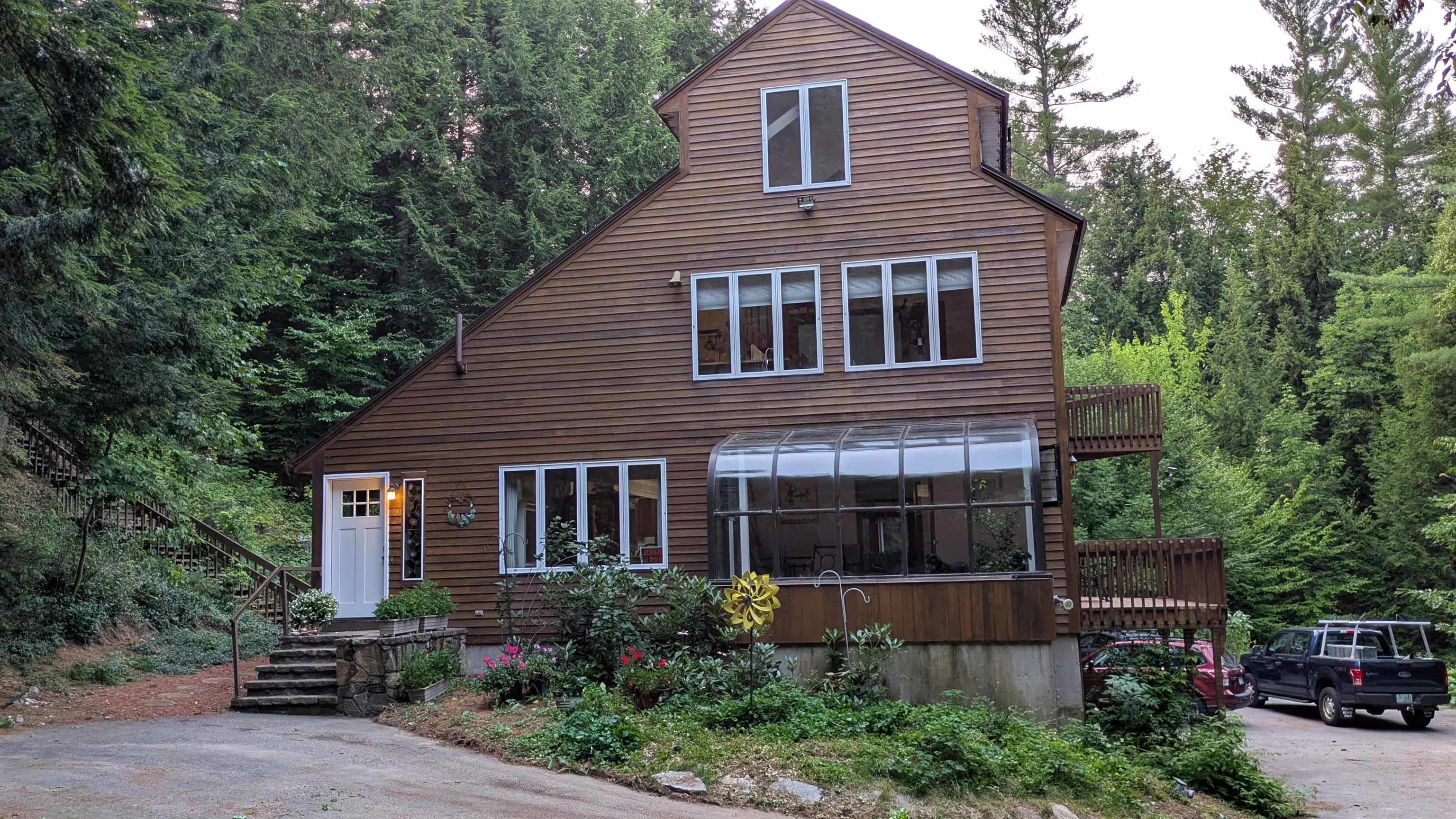 34 Hubbard Grove Road Property Photo 1