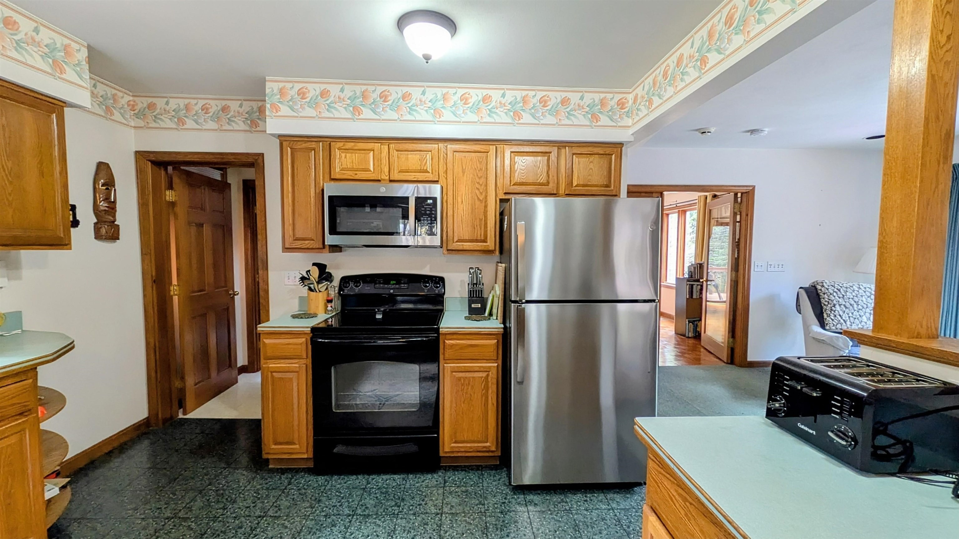 34 Hubbard Grove Road Property Photo 6