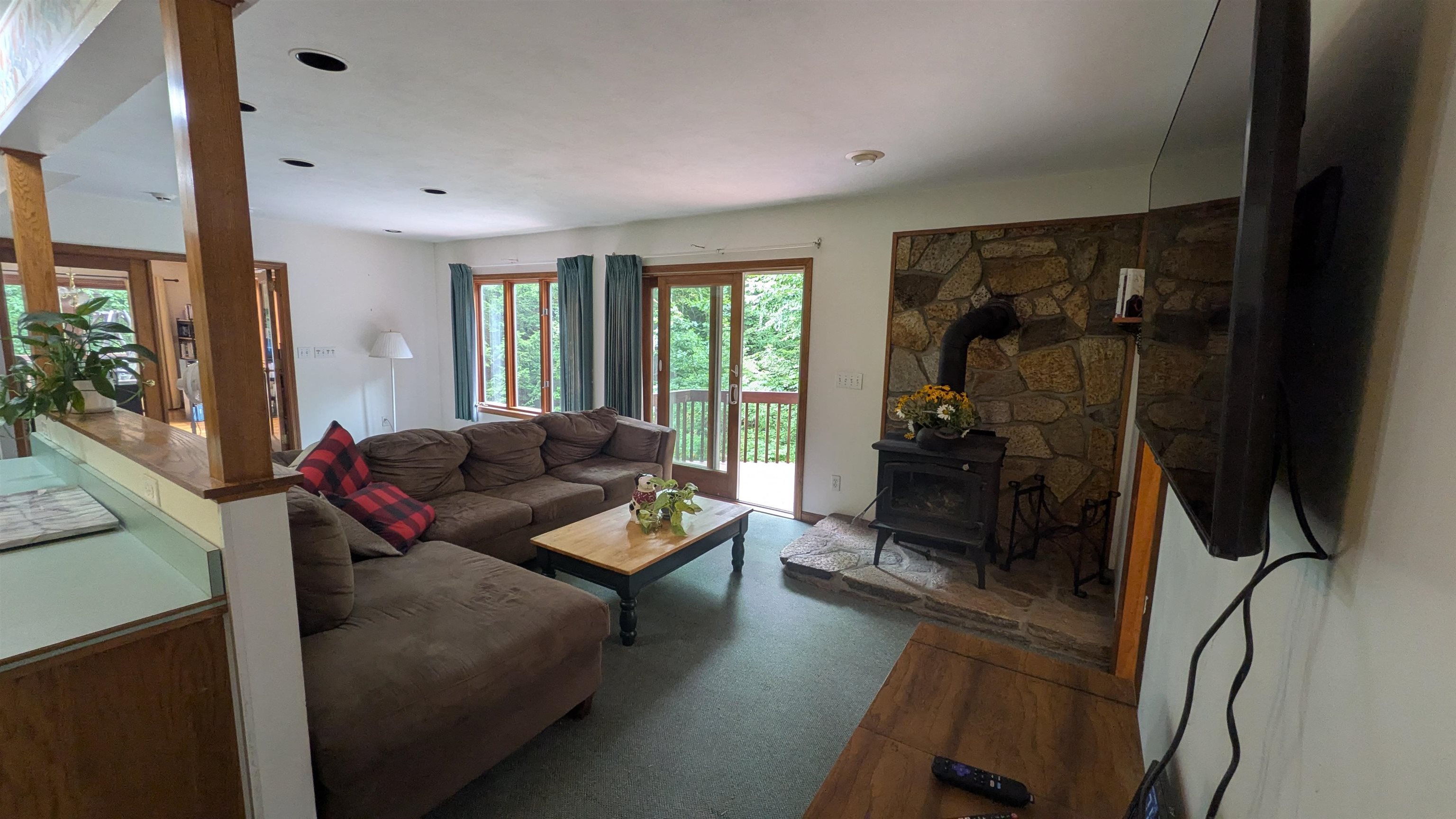 34 Hubbard Grove Road Property Photo 7