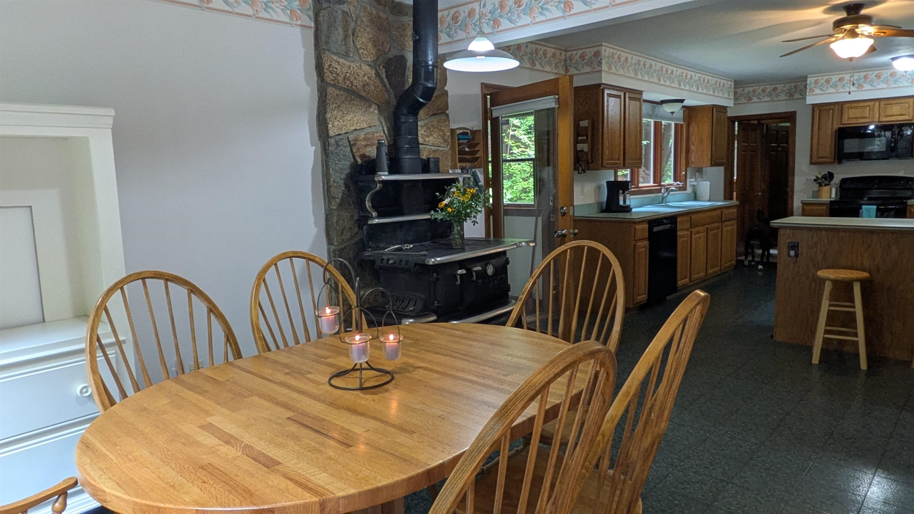 34 Hubbard Grove Road Property Photo 11