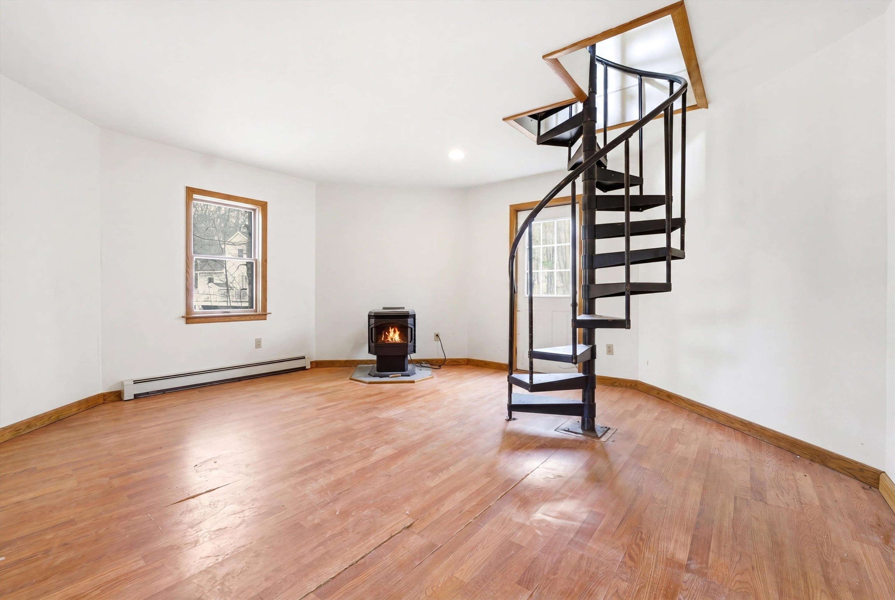 15 Moores Lane Property Photo 30