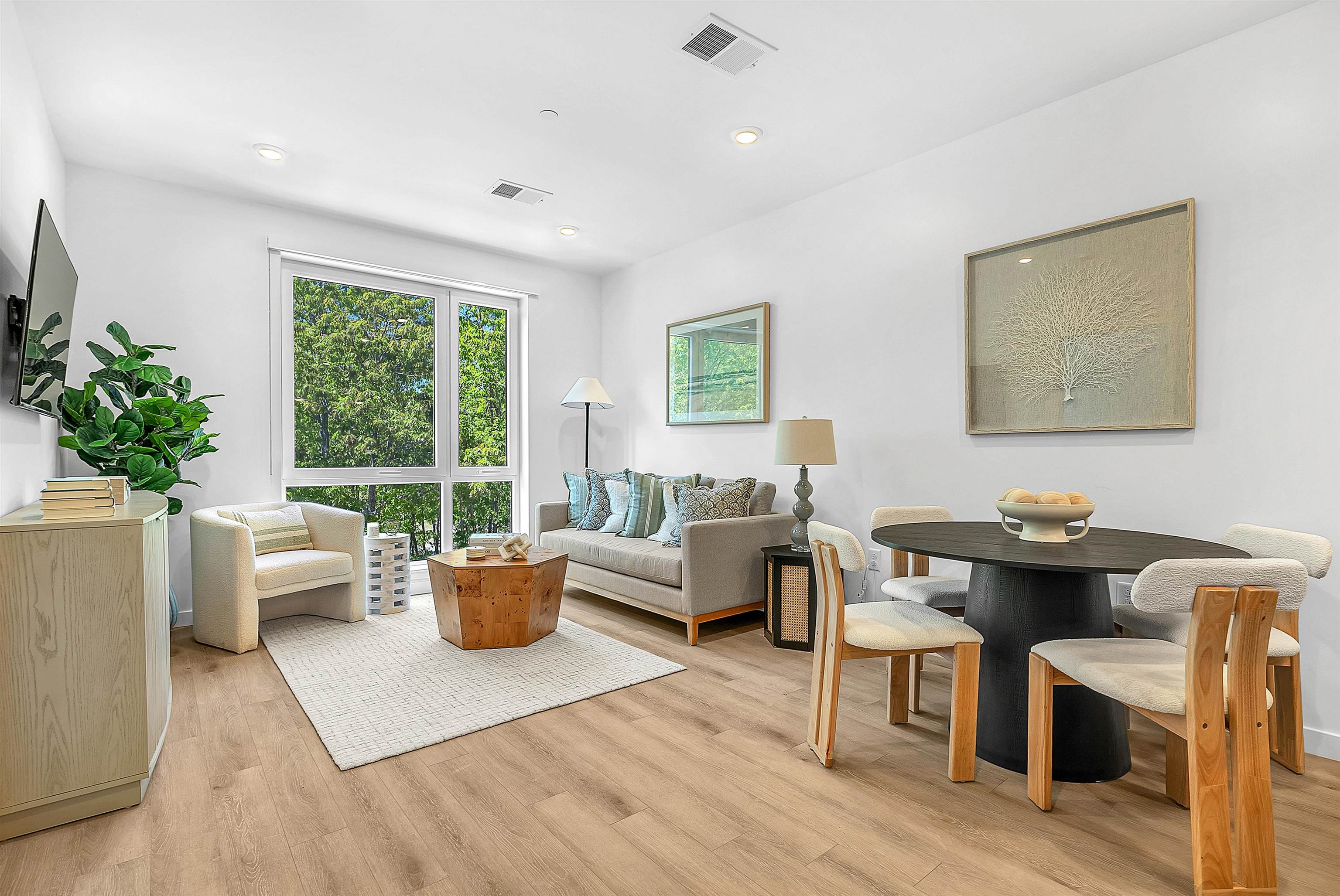 80 Constitution Avenue Property Photo 6