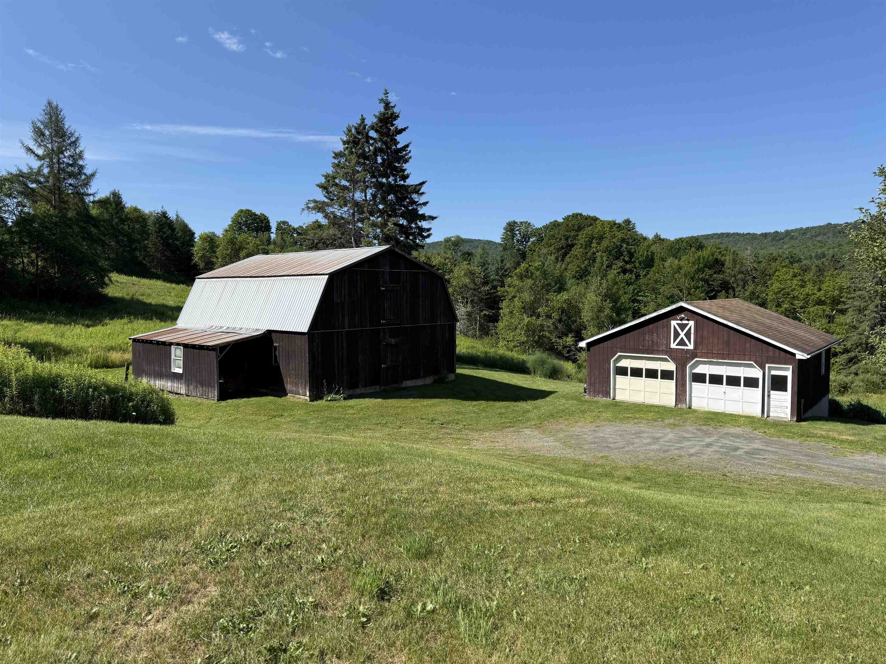246 Gray Road Property Photo 2