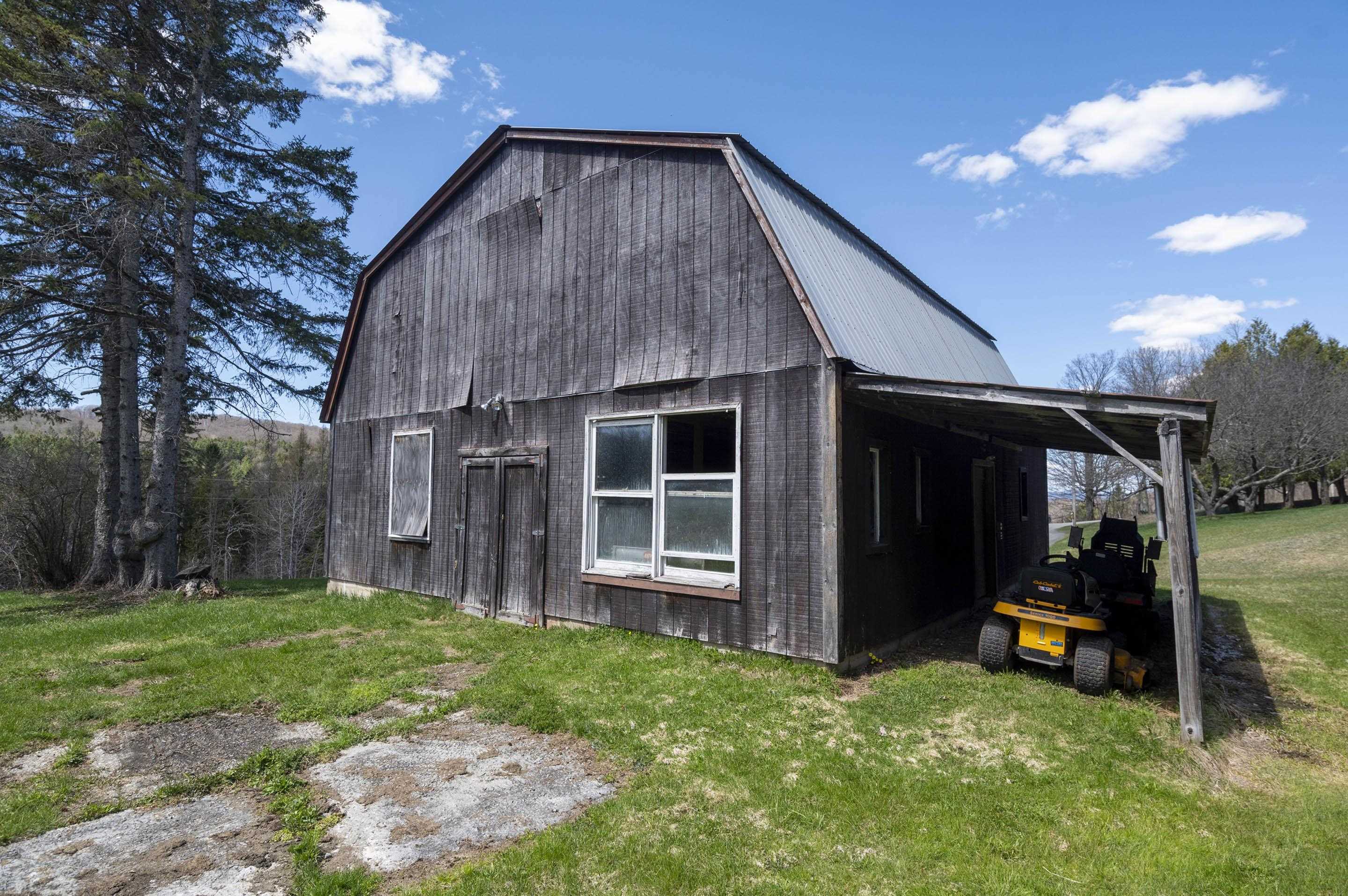 246 Gray Road Property Photo 10