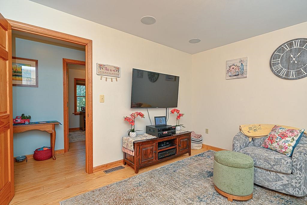 80 N Dorr Way Property Photo 25