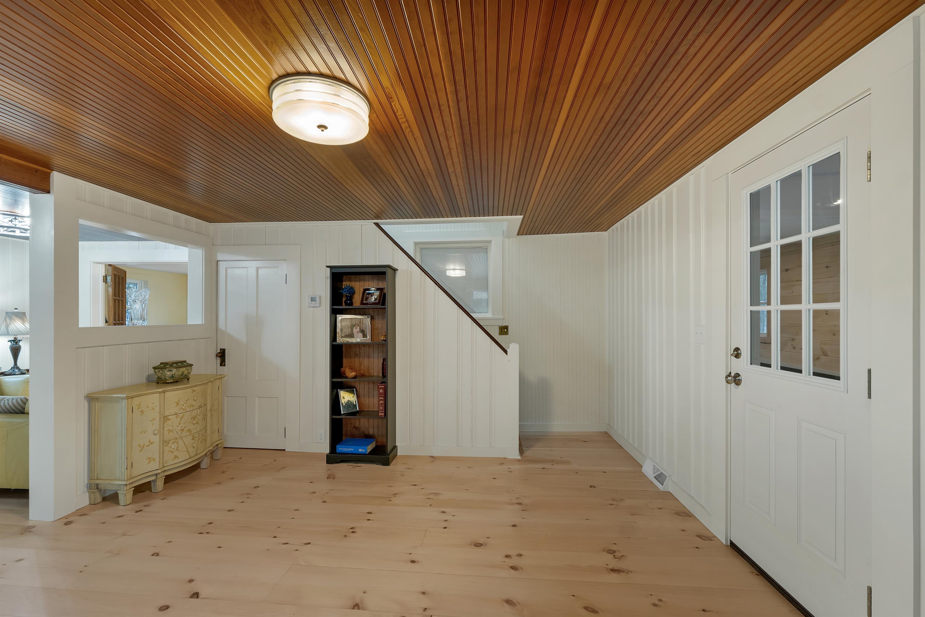 40 Emery Lane Property Photo 8