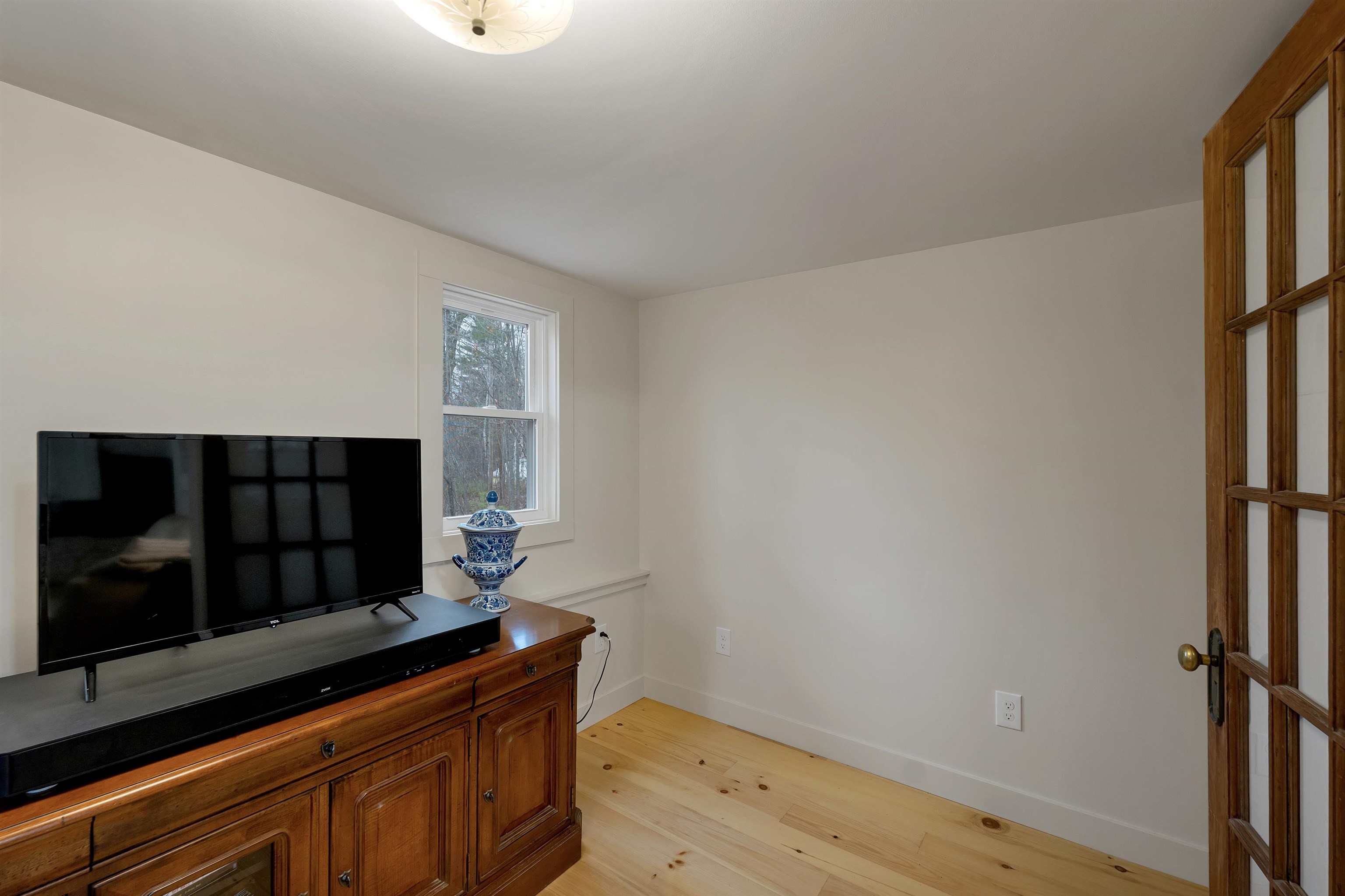 40 Emery Lane Property Photo 14