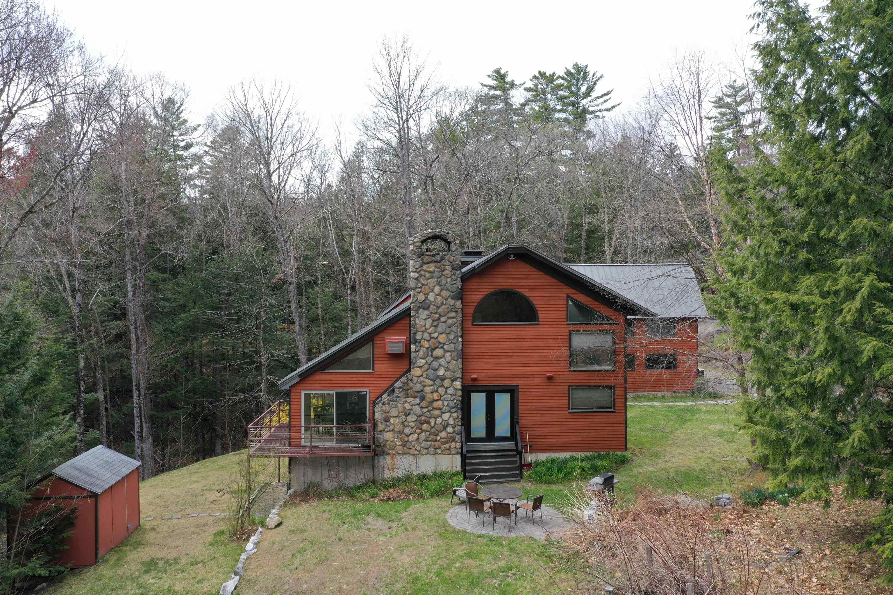 18 Treeline Road Property Photo 3