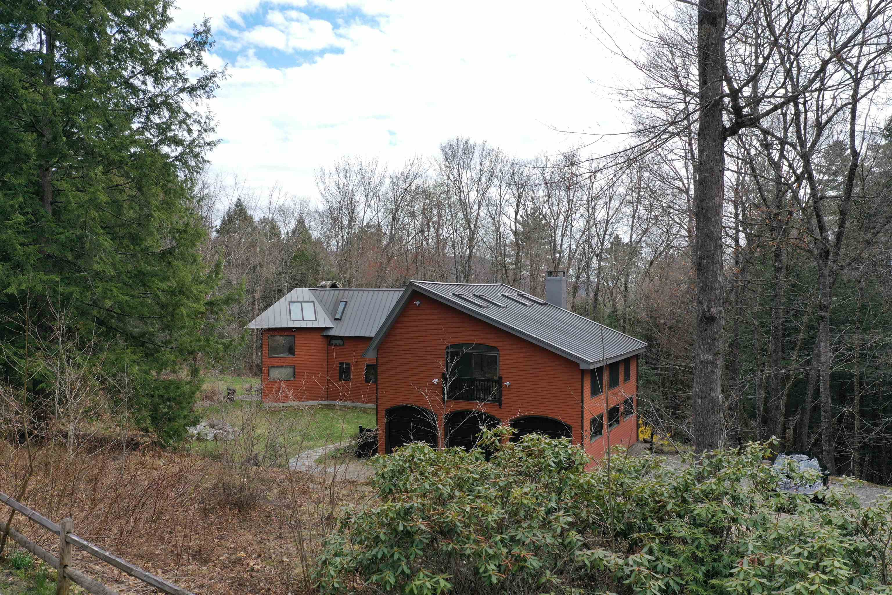18 Treeline Road Property Photo 5