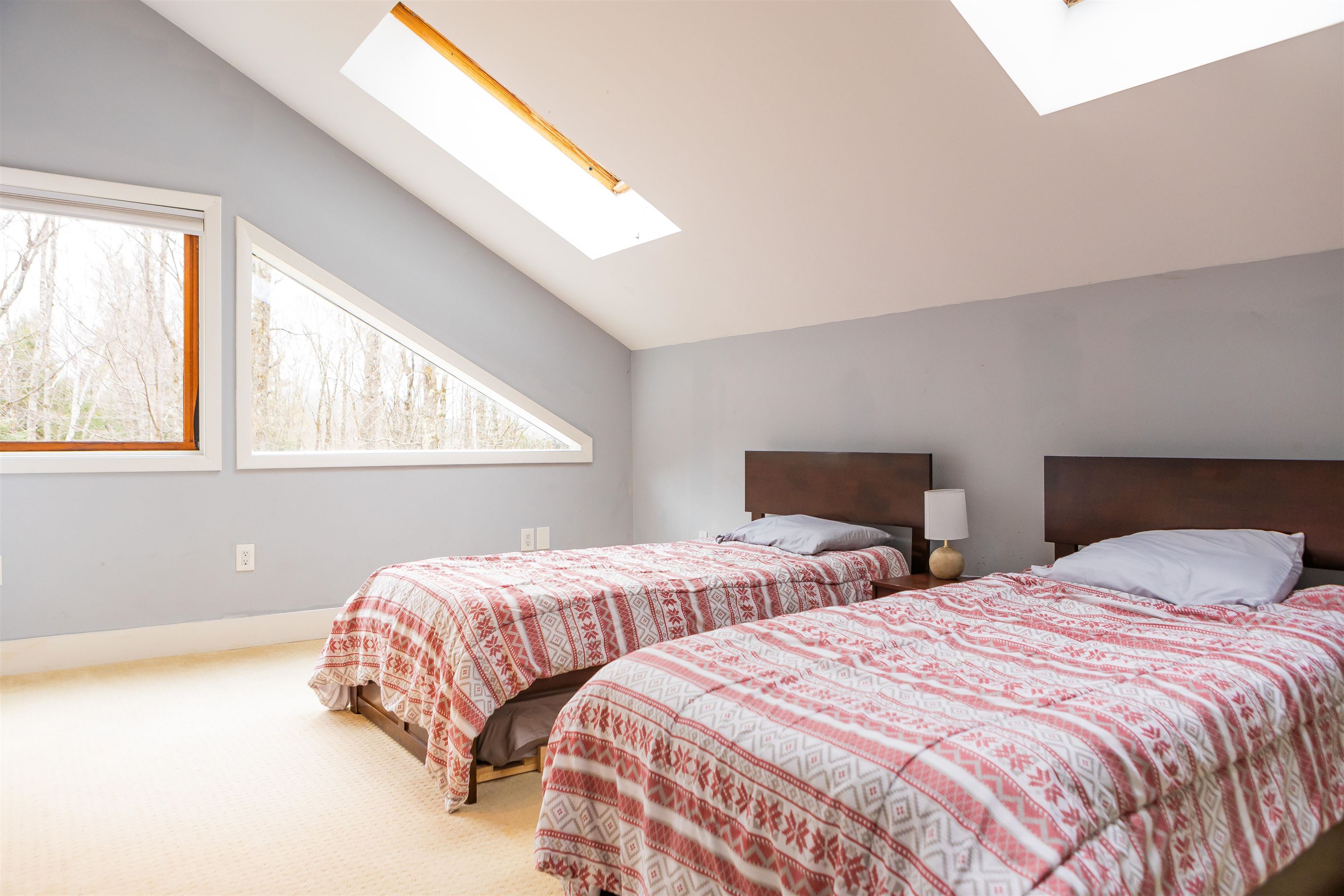 18 Treeline Road Property Photo 34