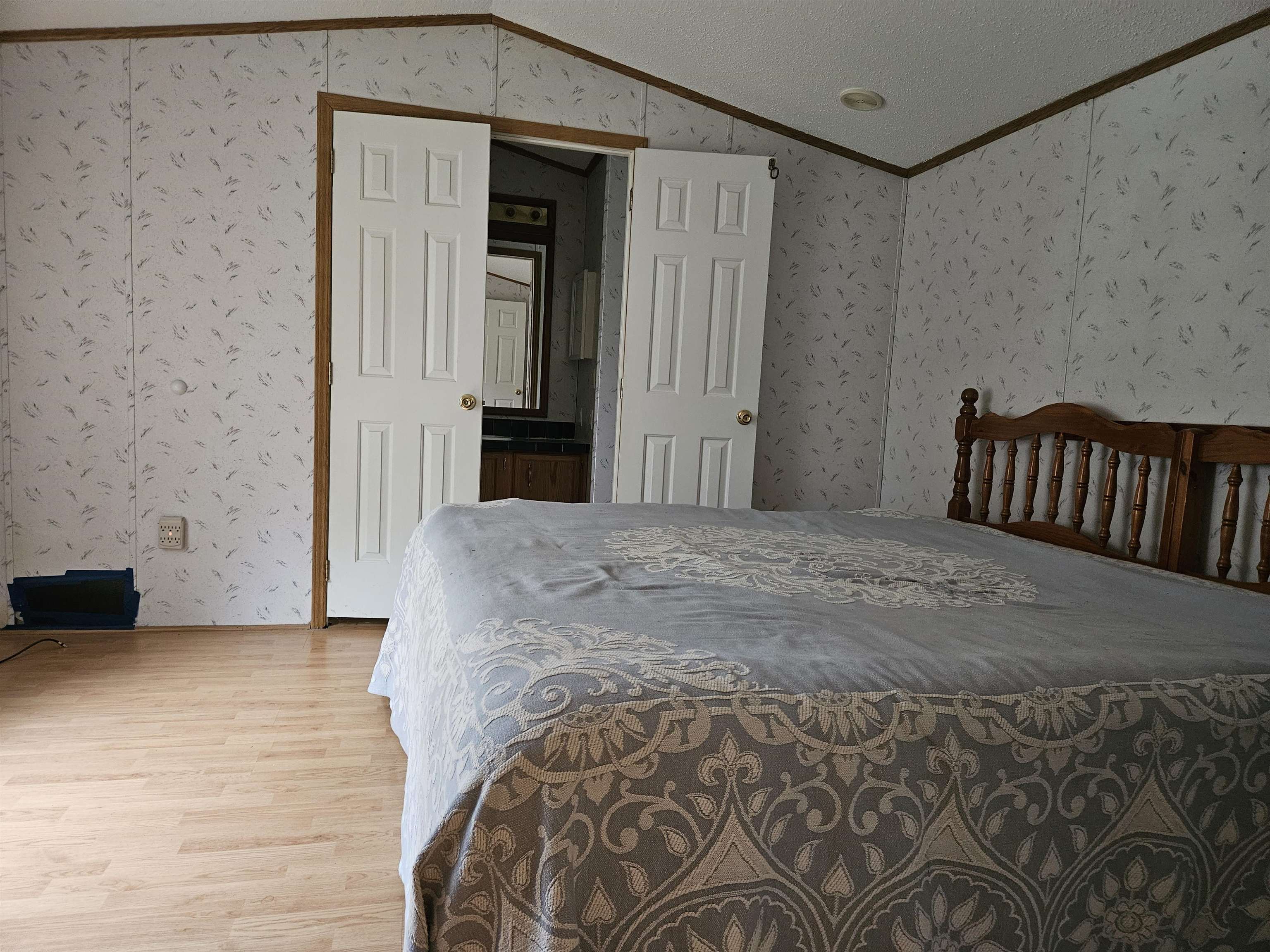 413 Pettyboro Road Property Photo 18