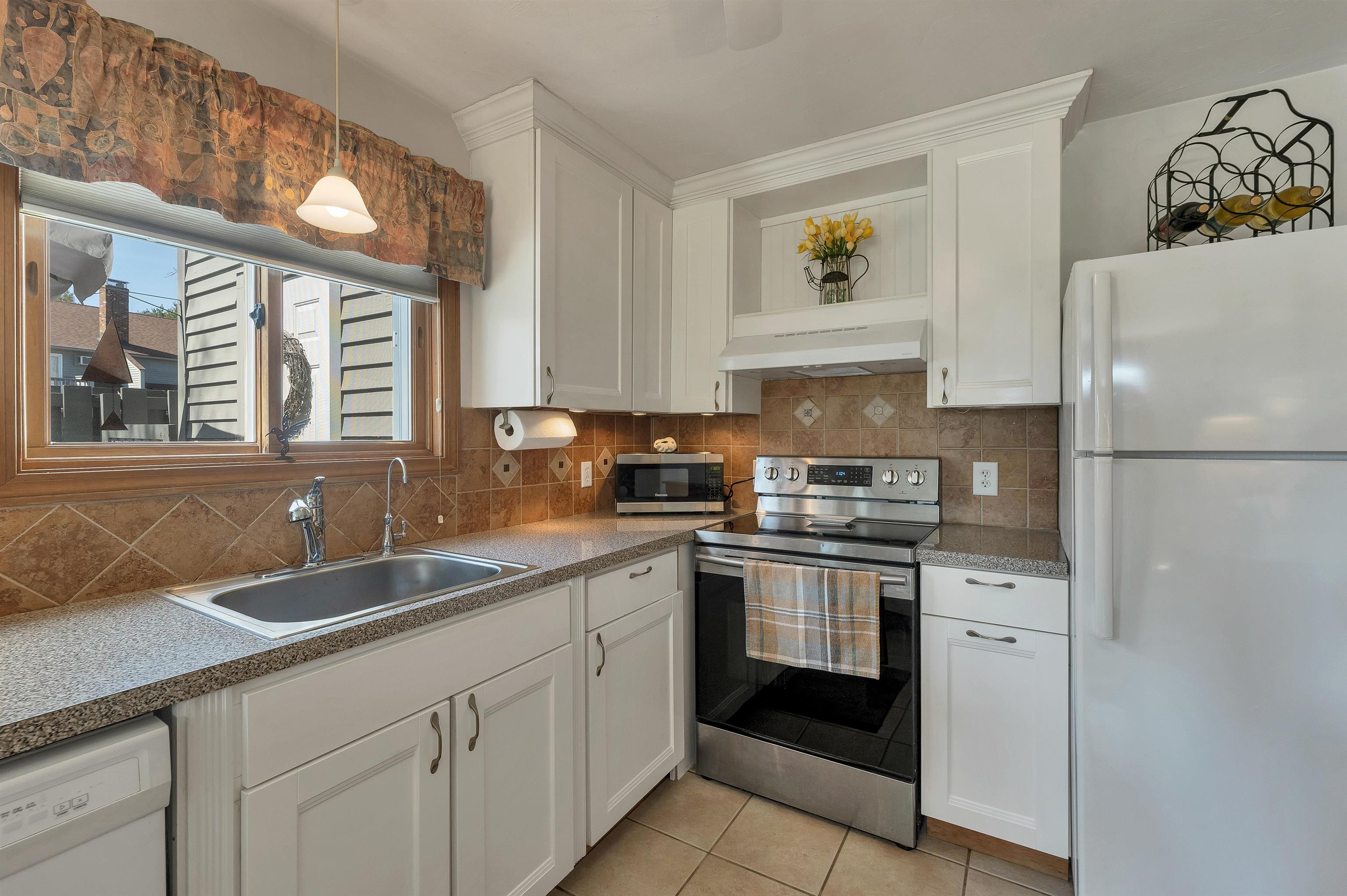 60 Weirs Road Property Photo 32
