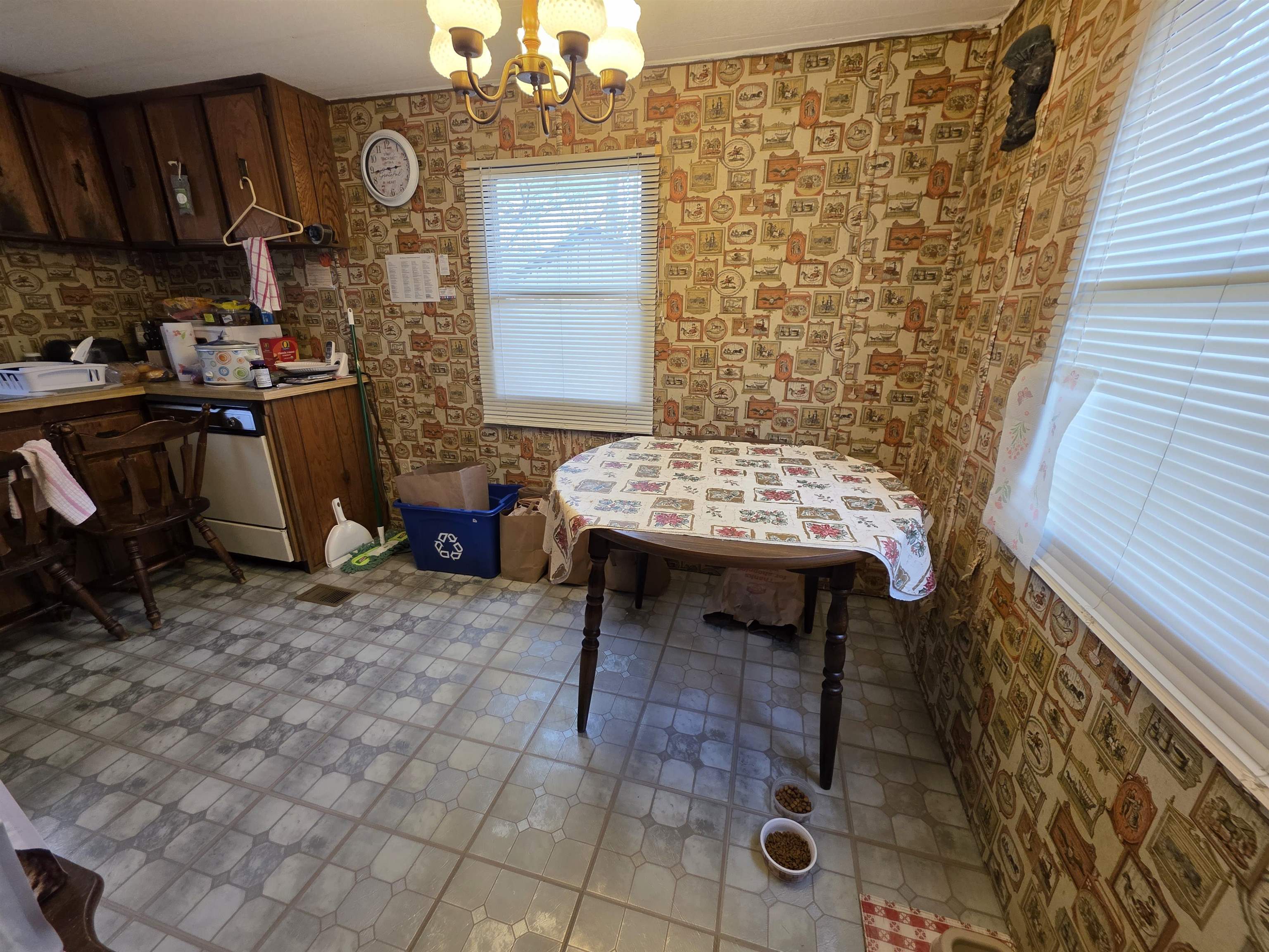 403 Cogswell Street Property Photo 2