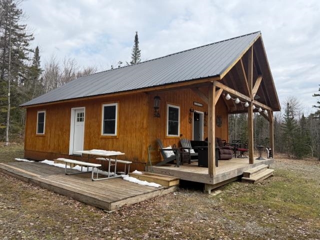 3492 Hazens Notch Road Property Photo 2