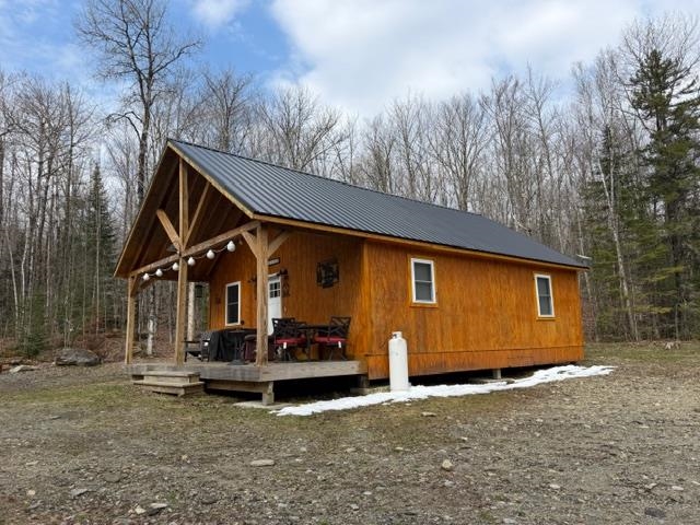 3492 Hazens Notch Road Property Photo 4