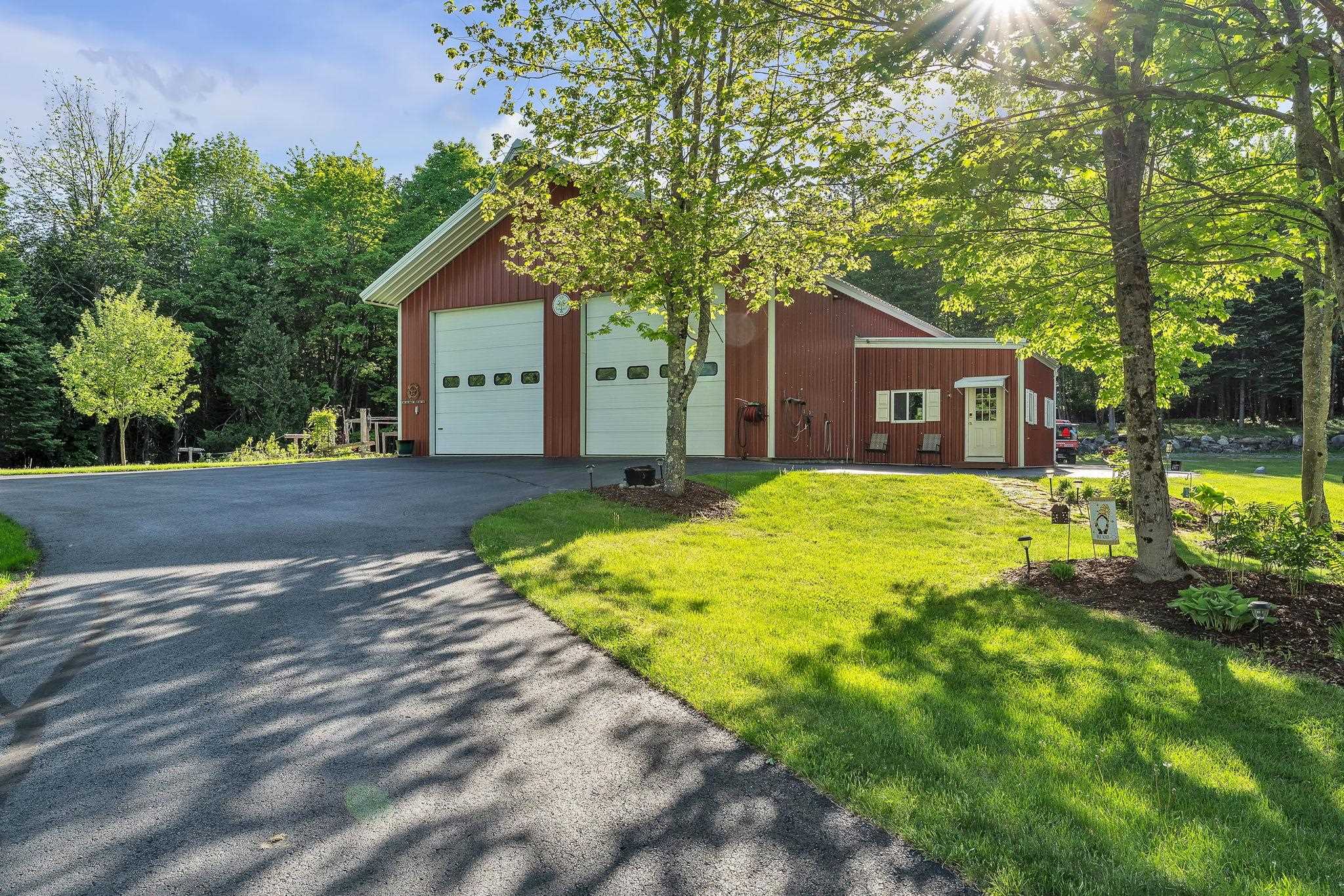 4647 Lake Road Property Photo 5