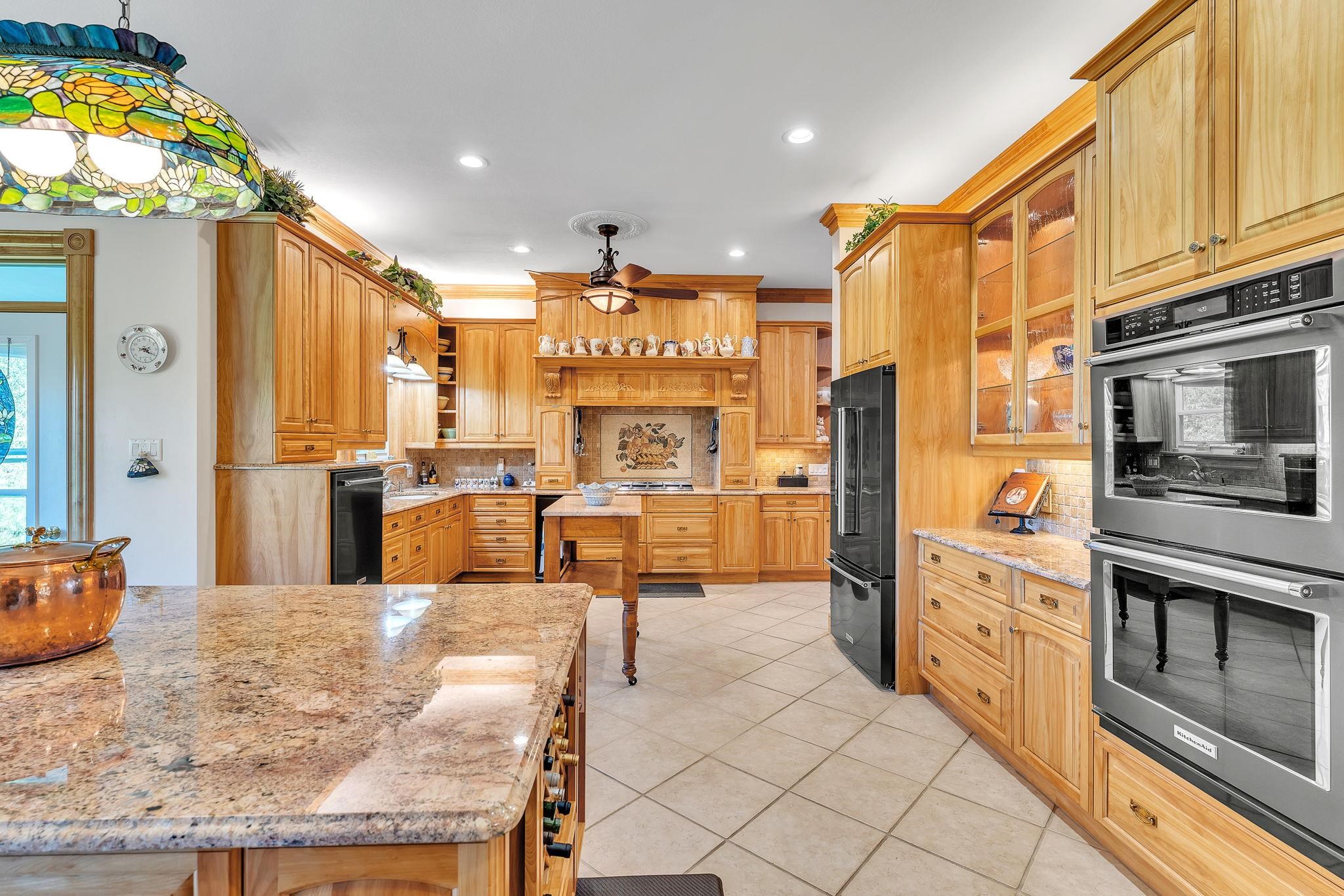 4647 Lake Road Property Photo 10
