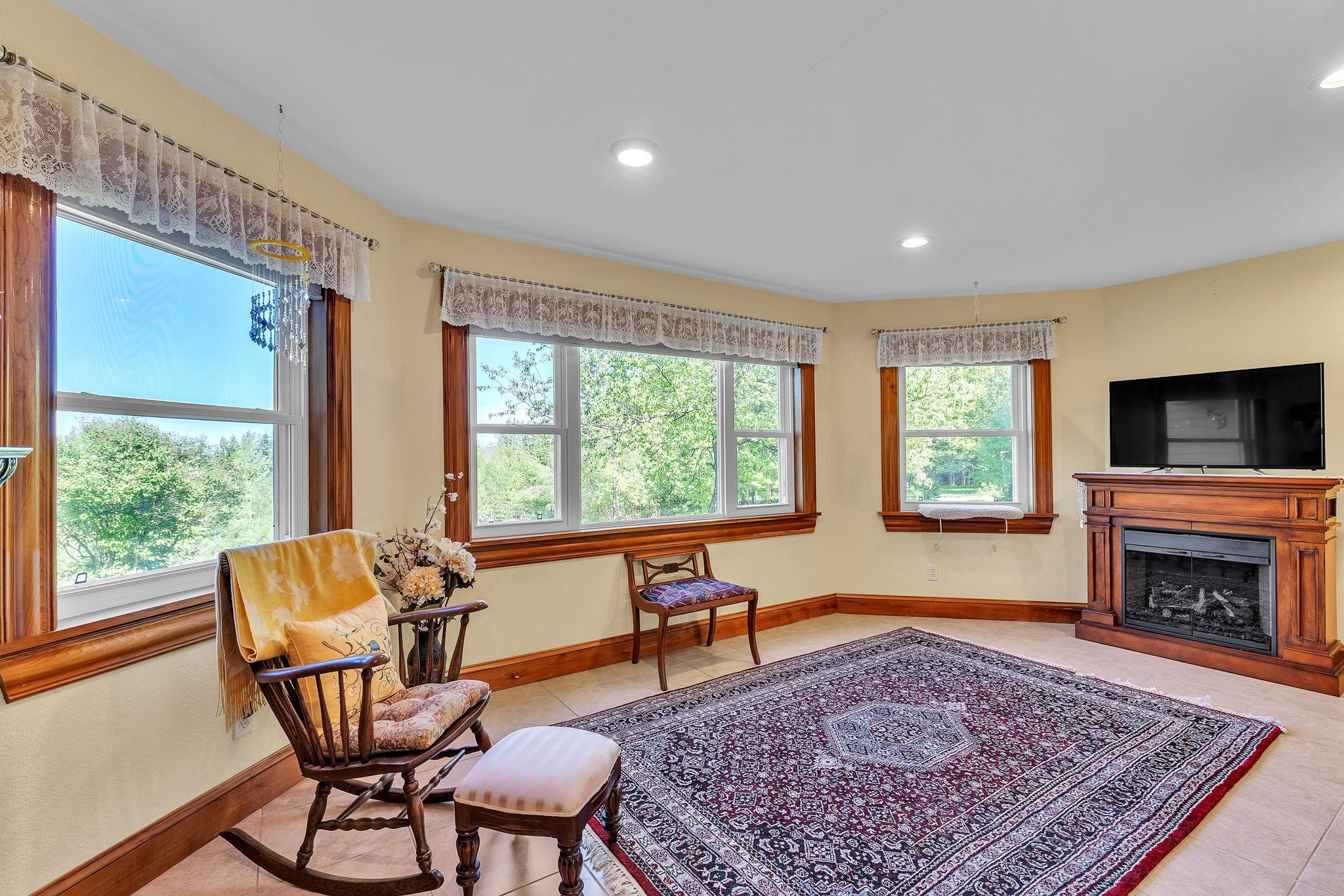 4647 Lake Road Property Photo 42