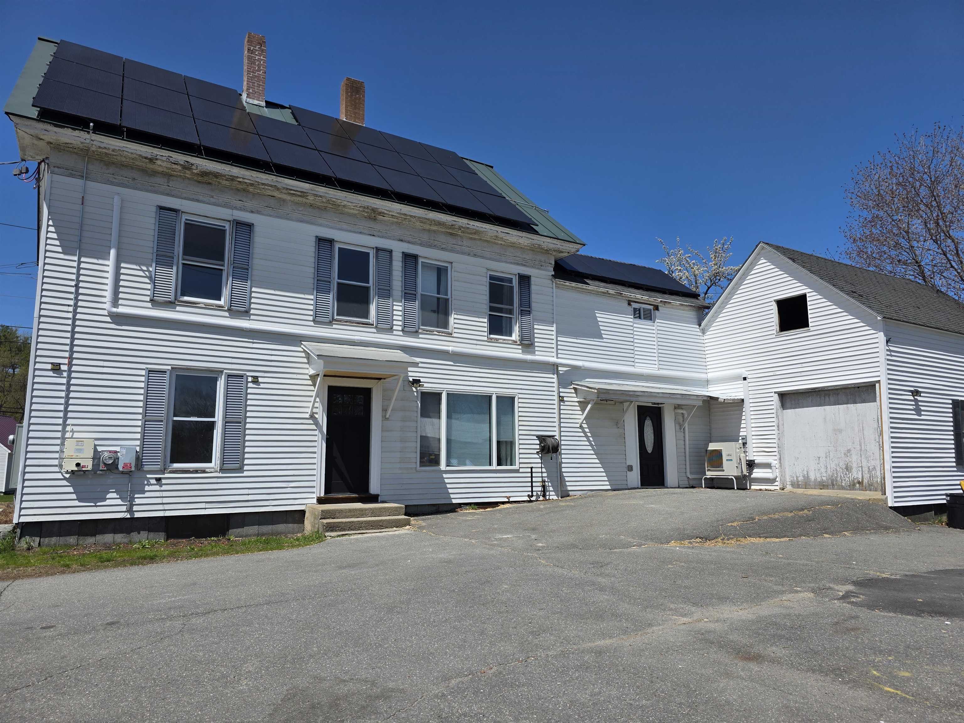 196 Union Street Property Photo 4