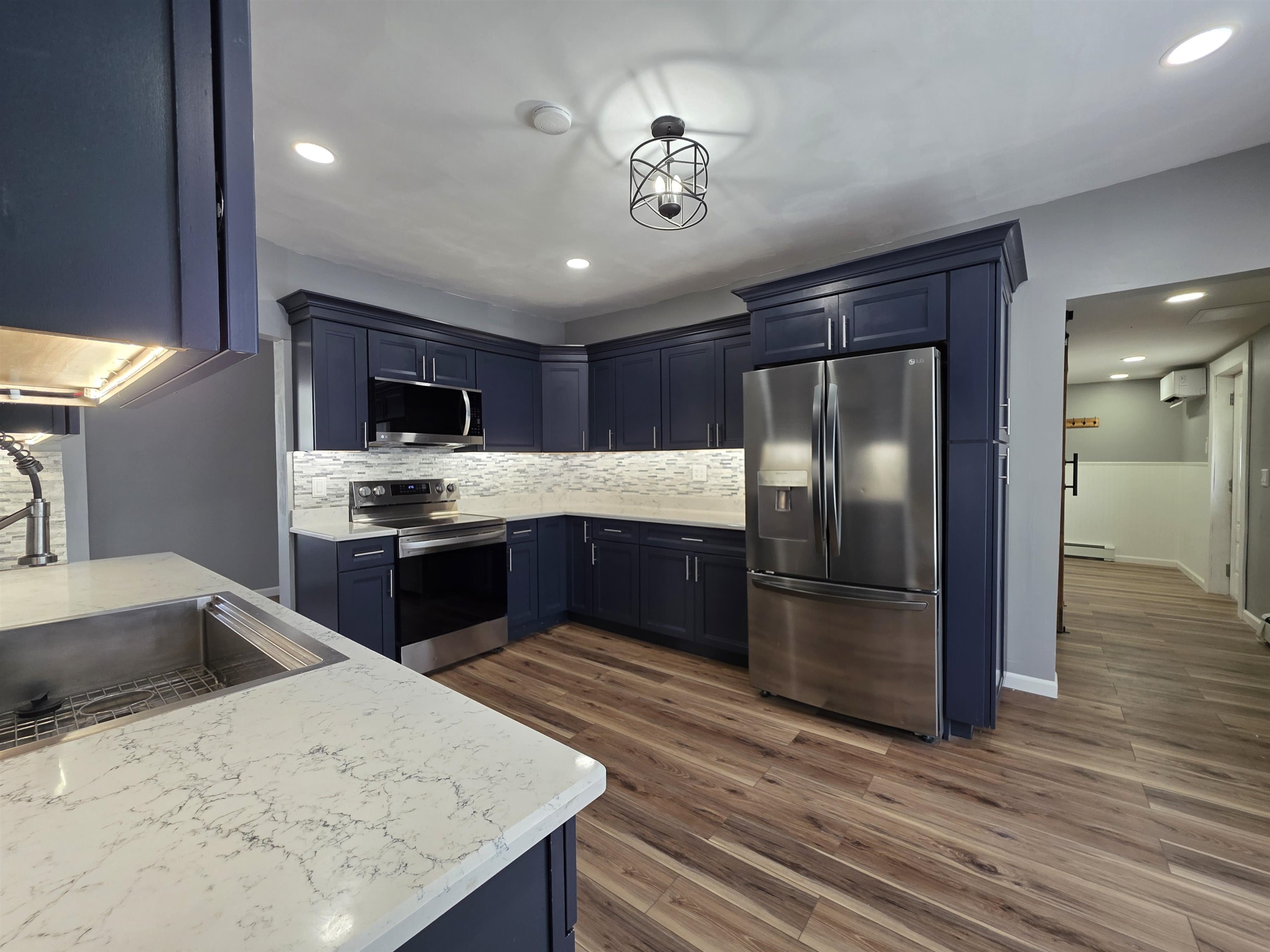 196 Union Street Property Photo 9
