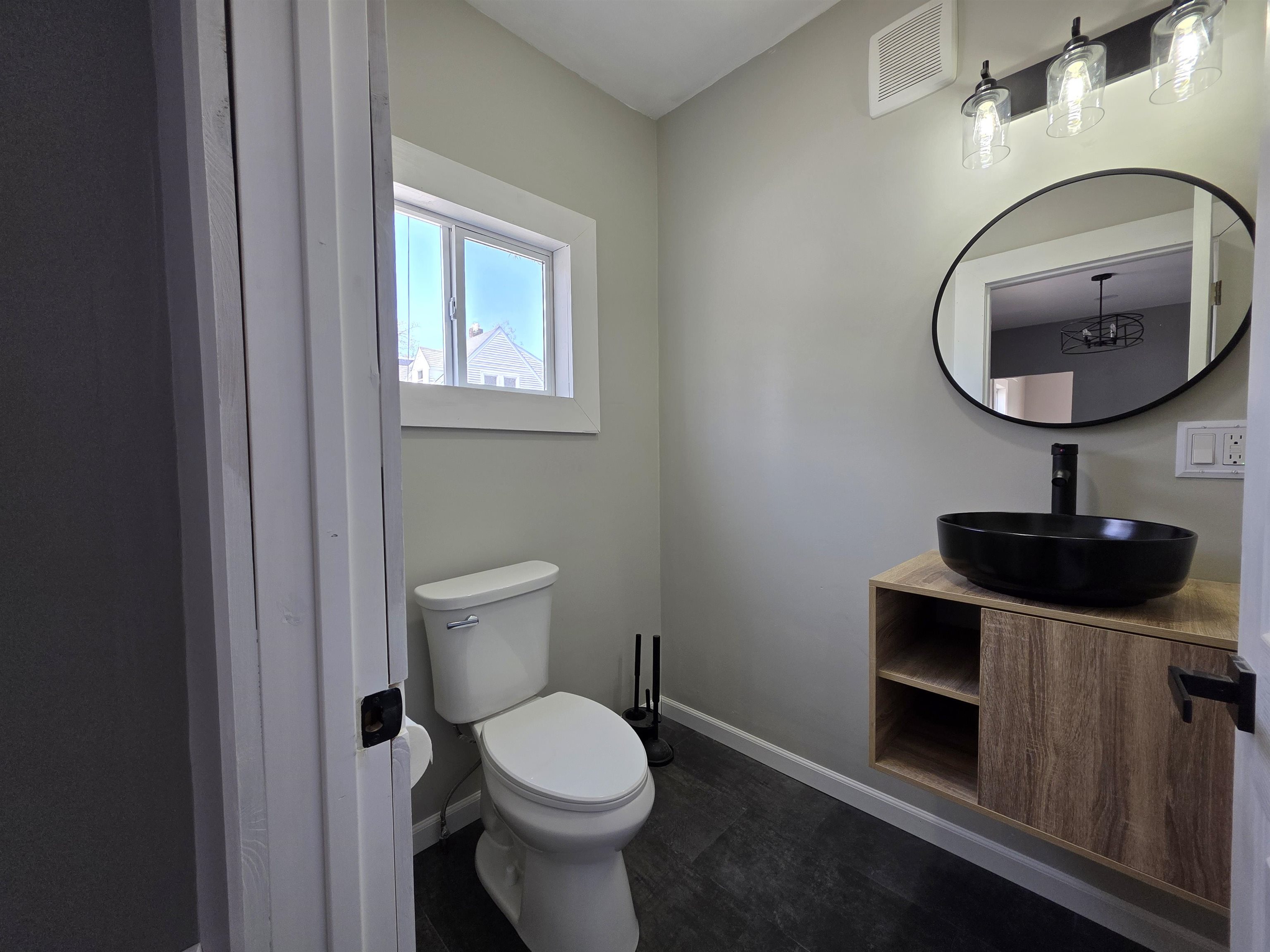 196 Union Street Property Photo 23