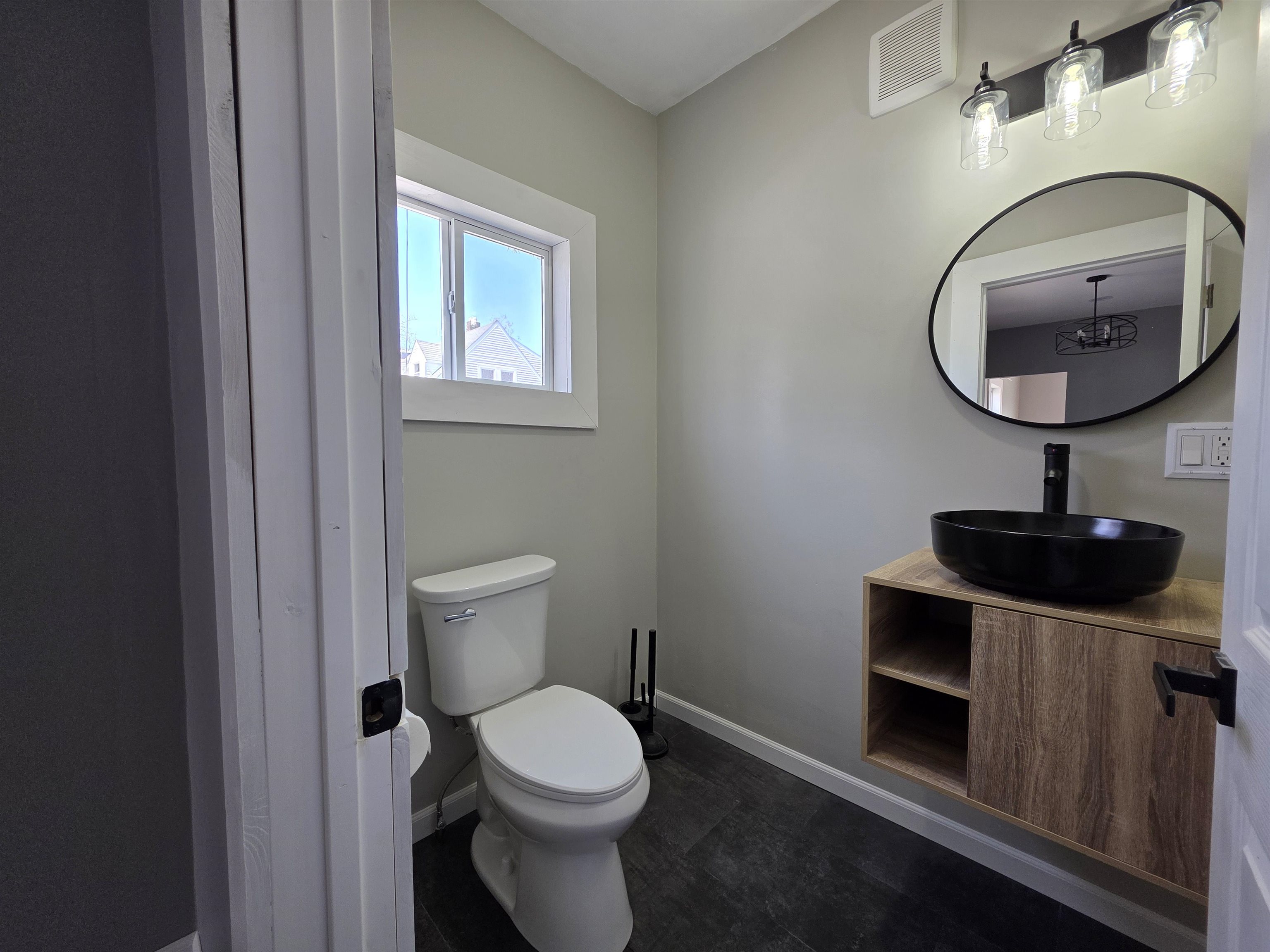 196 Union Street Property Photo 42