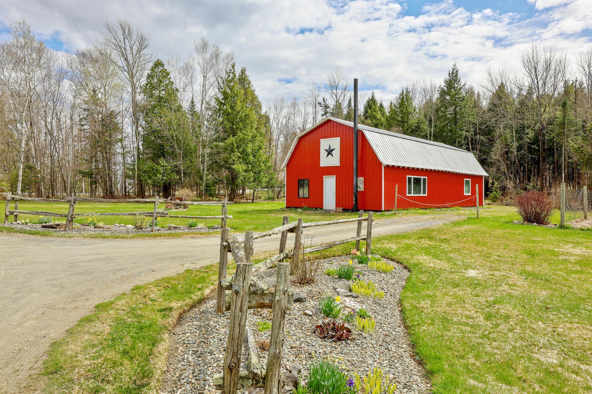 348 Maple Ridge Property Photo 42