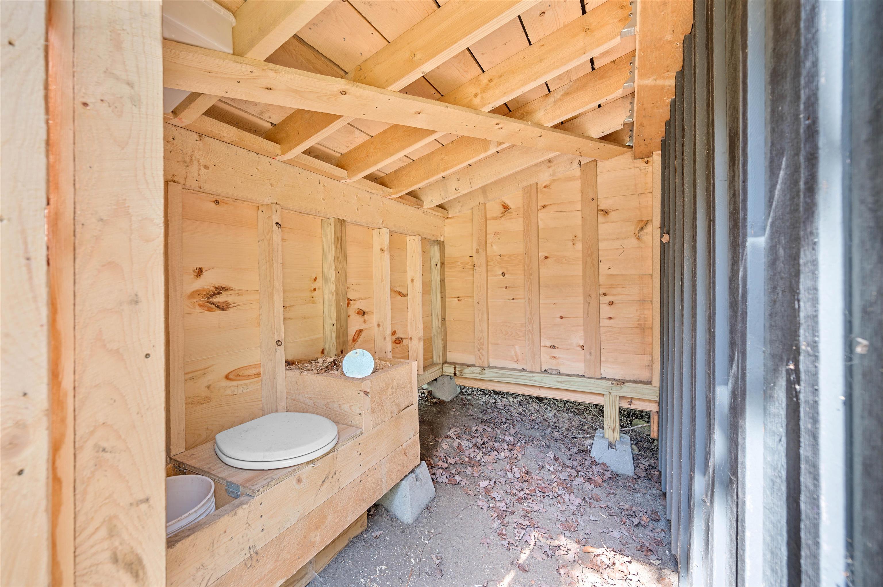 6&8 Barnett Road Property Photo 18