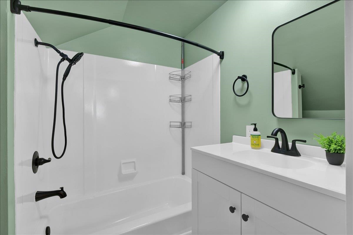4804 Main Road Property Photo 36