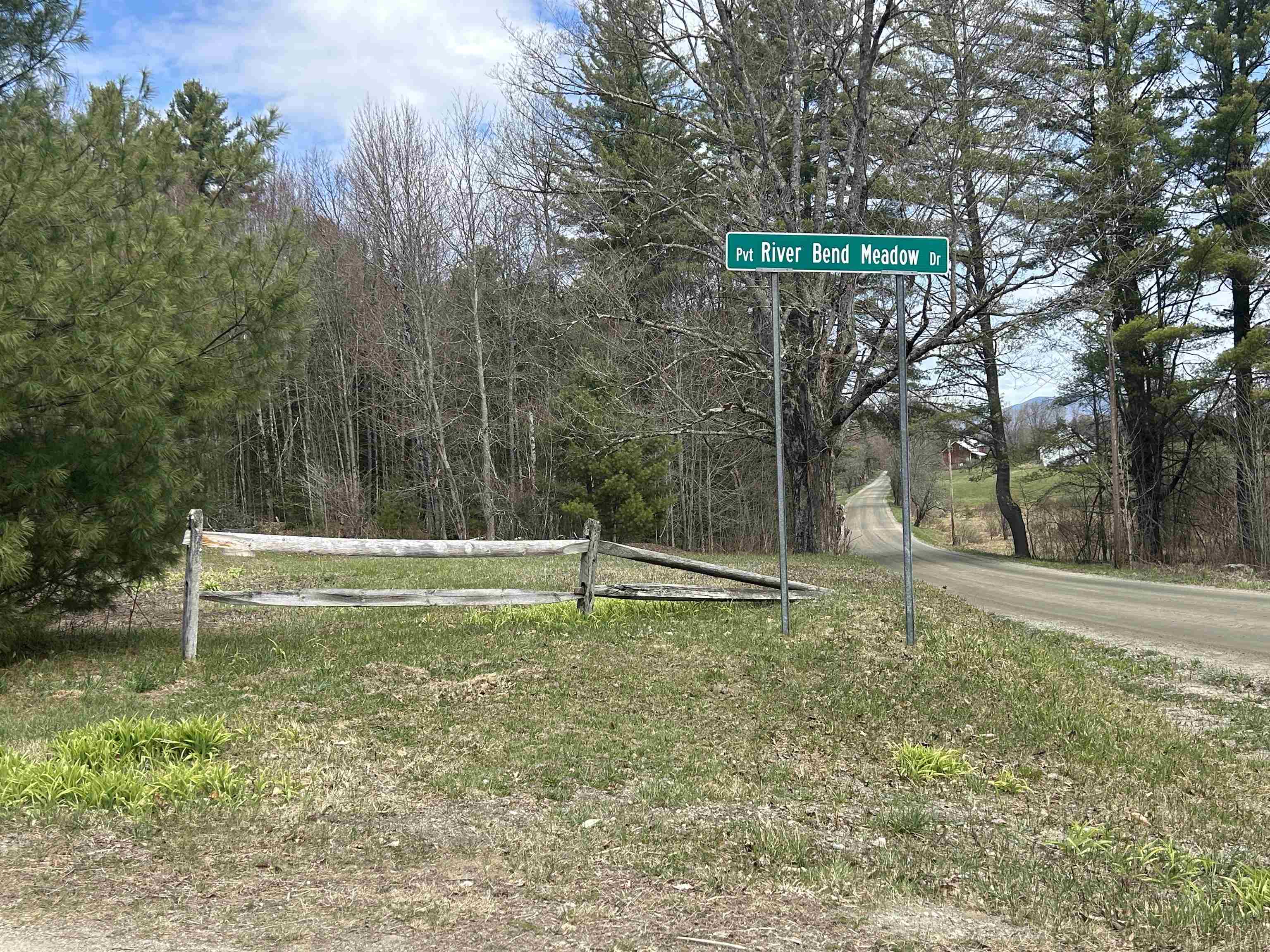 102 River Bend Meadow Drive Property Photo 21