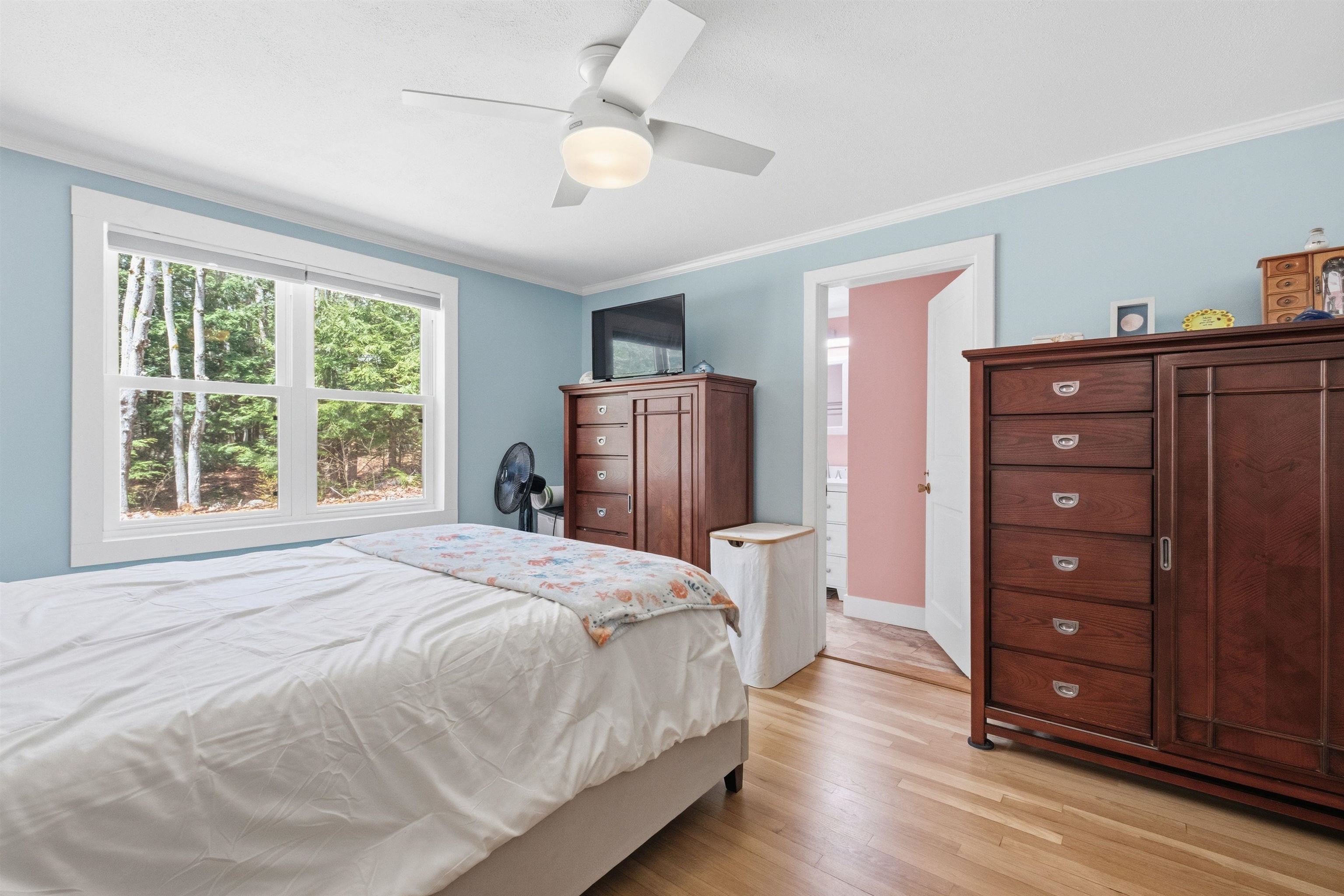 1090 North Main Street Property Photo 26