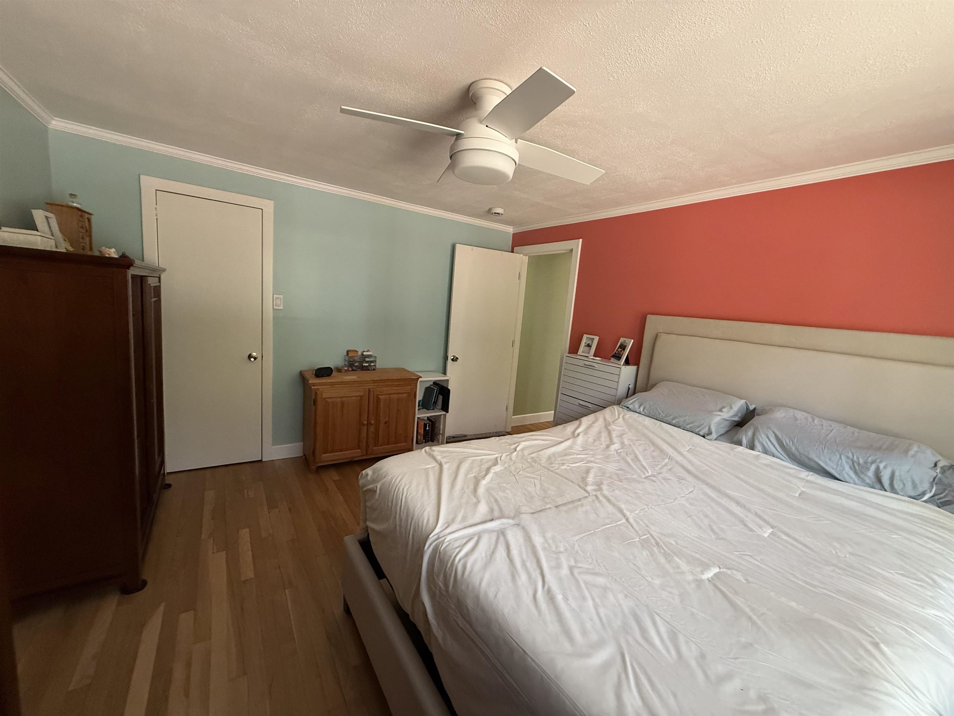 1090 North Main Street Property Photo 28