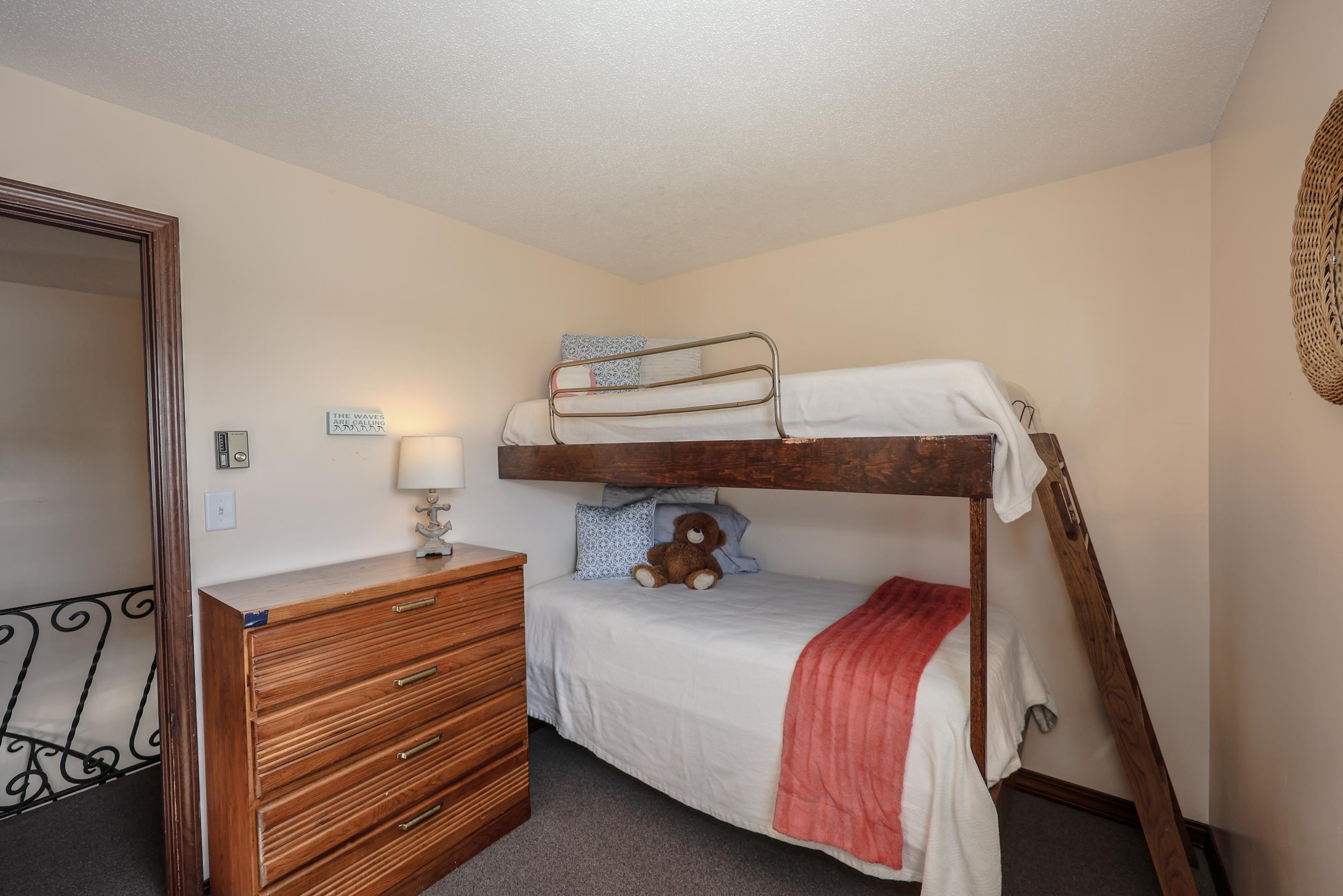 8 Nashua Street Property Photo 17