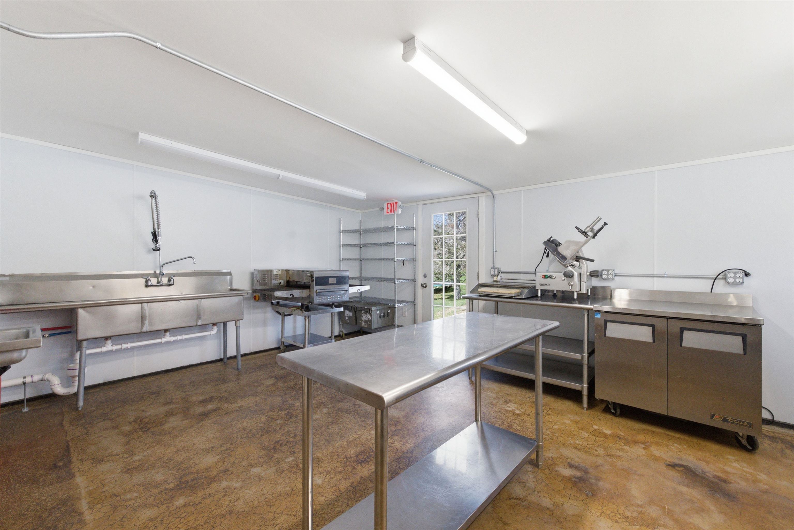 518 Province Road Property Photo 14