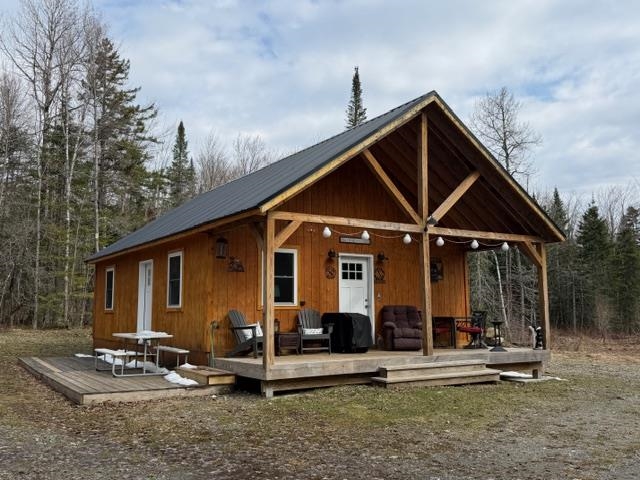 3492 Hazens Notch Road Property Photo 1