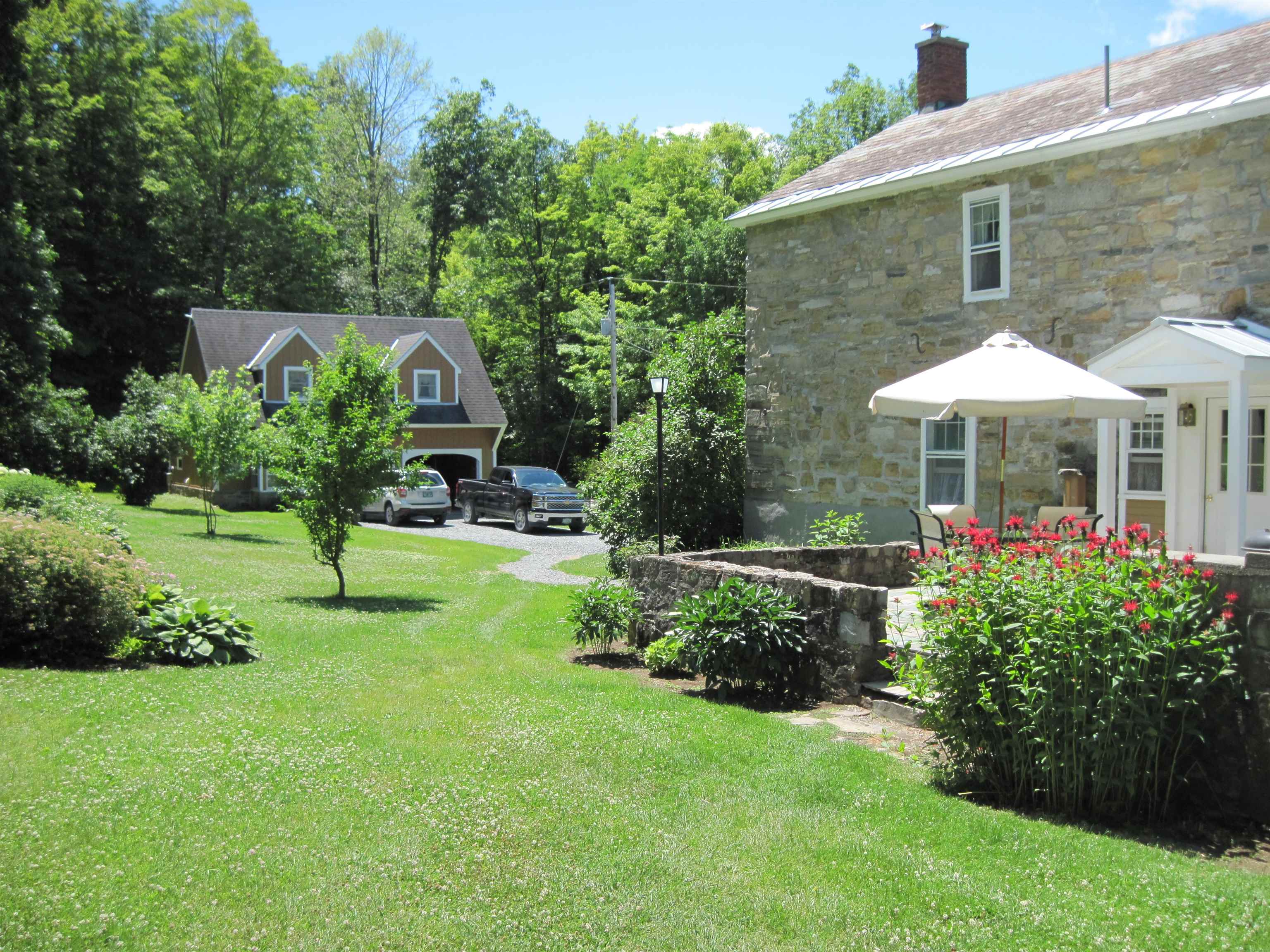 1665 Frazier Hill Road Property Photo 2